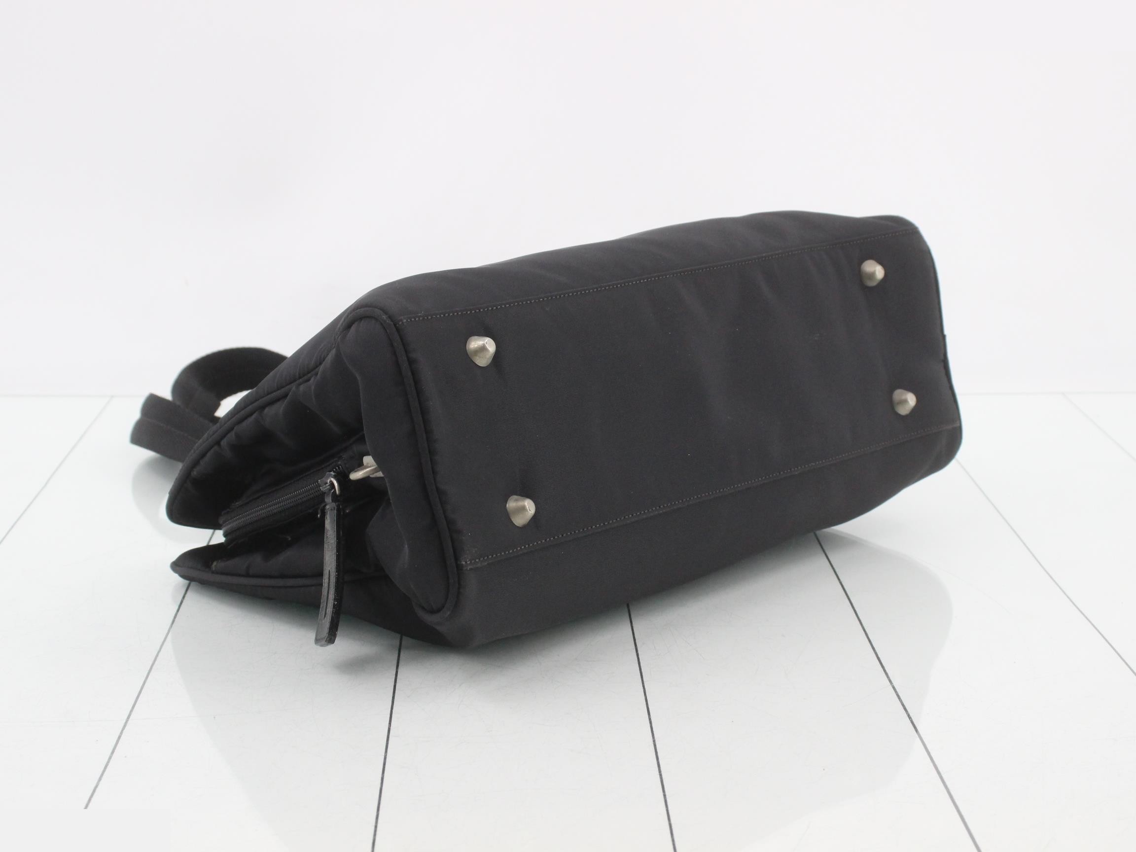 tote bag, nylon, triangular plate, black. — view 5