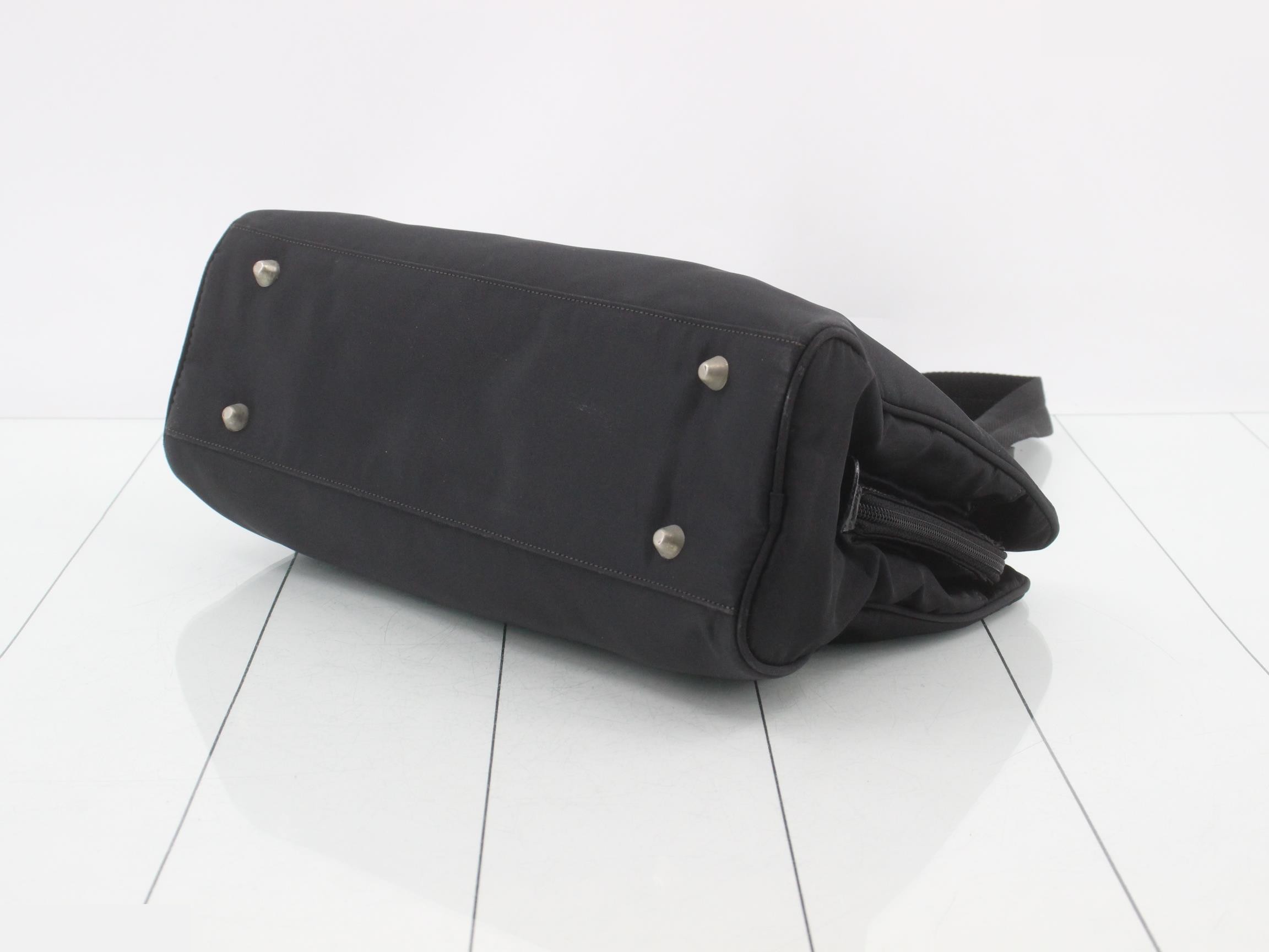 tote bag, nylon, triangular plate, black. — view 6