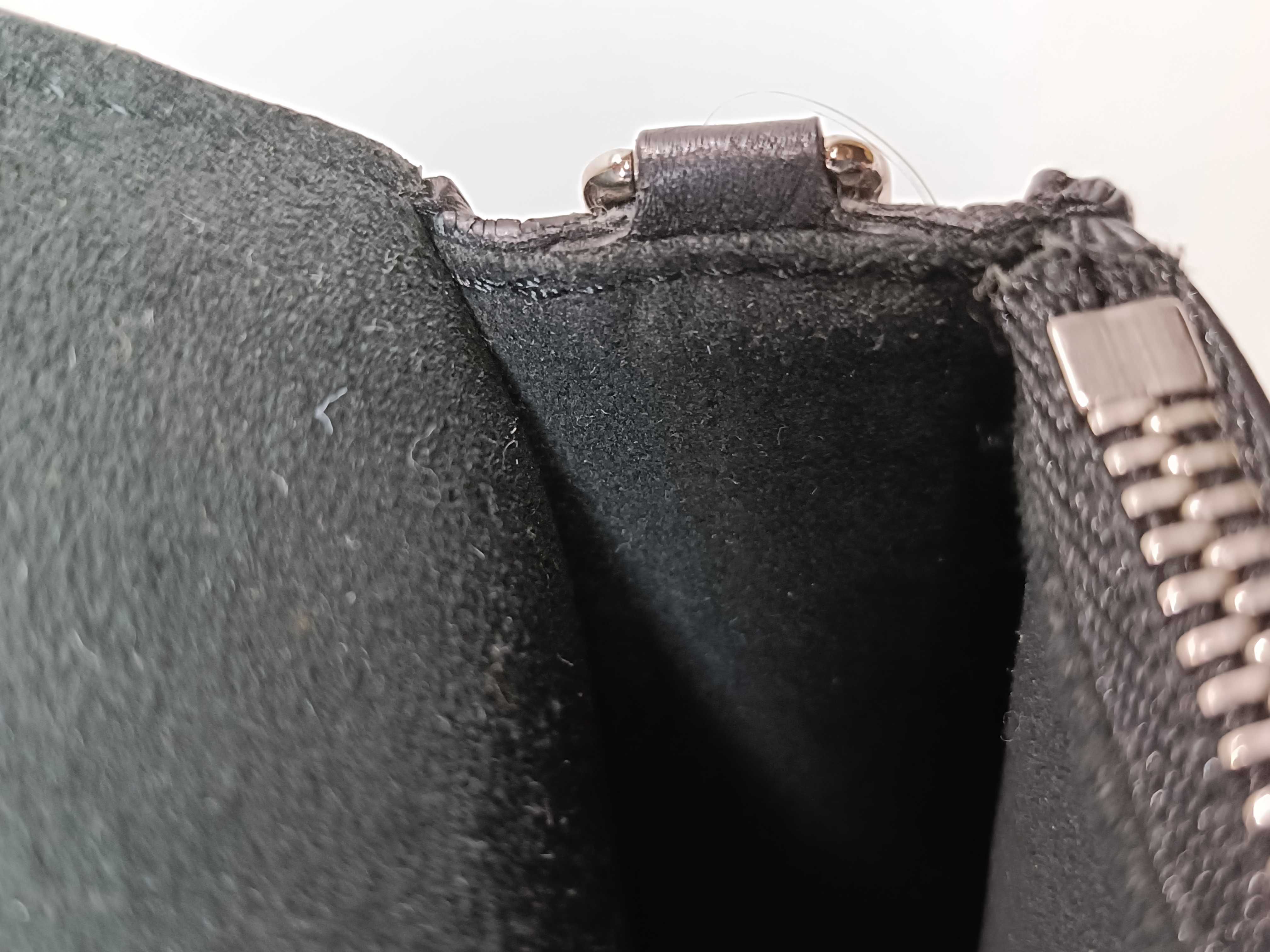 Taurillon Leather M63471 Pochette Lockme Chain Shoulder Bag — view 11