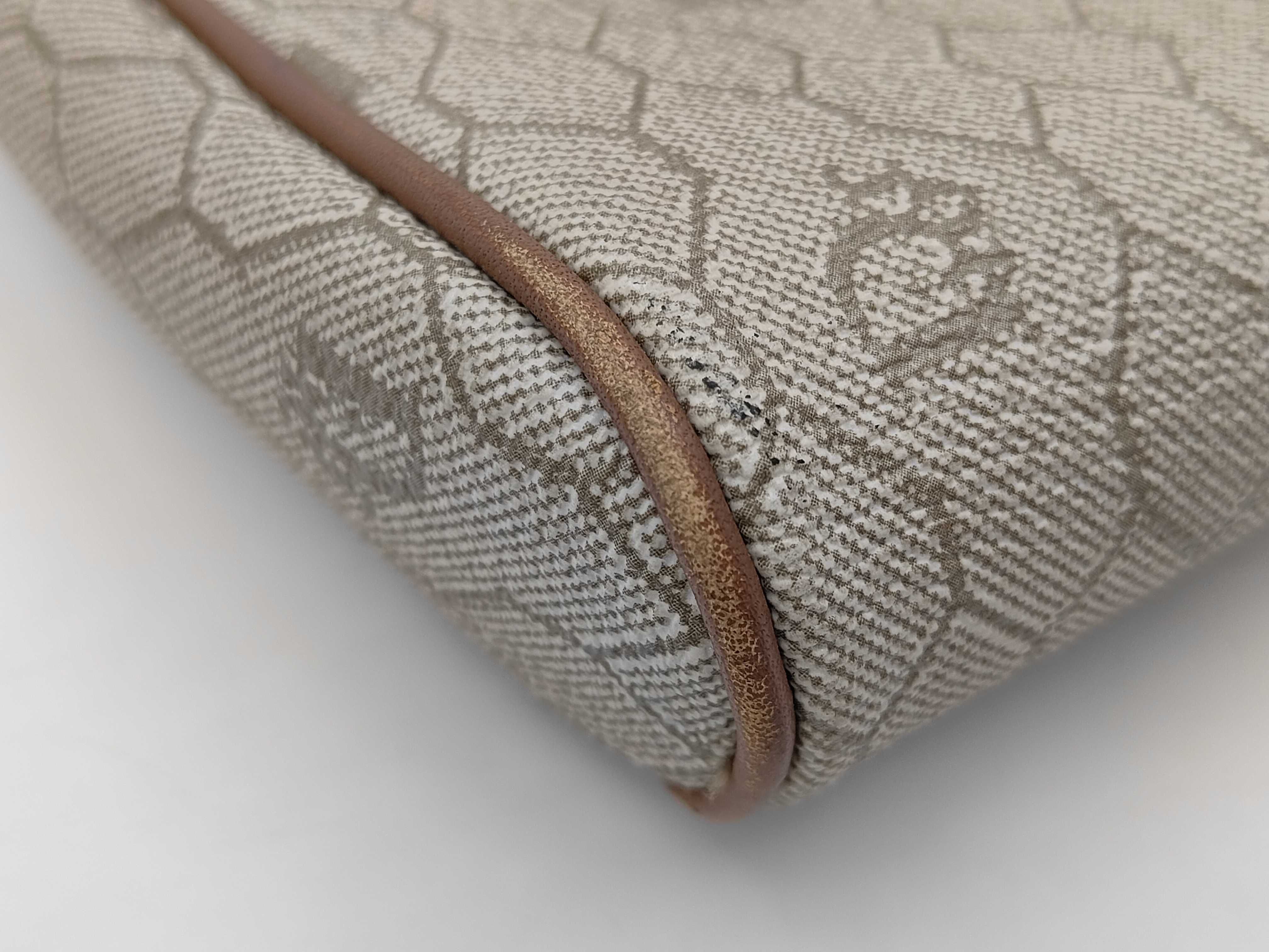 NB (partial) shoulder bag — view 4