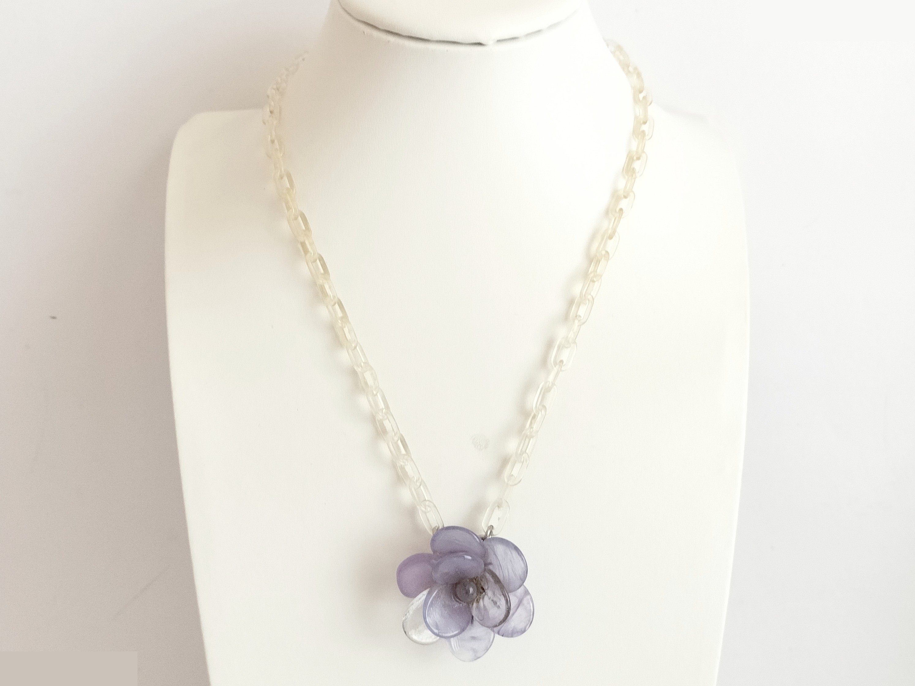 Coco Camellia Plastic Necklace Chain (approx. 42cm) — view 7