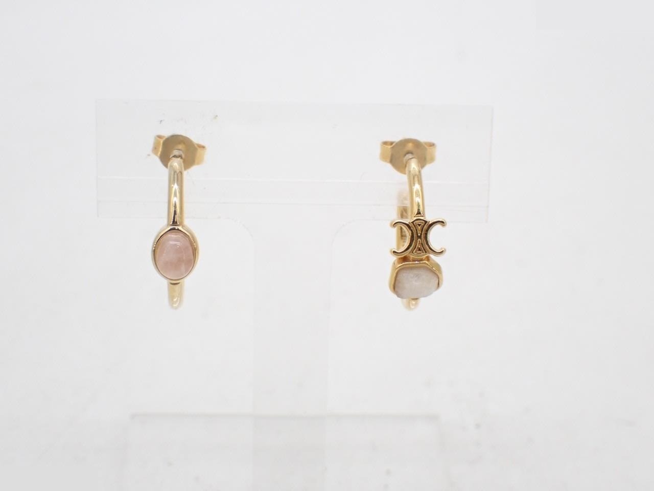 Macadam colored stone earrings gold color — view 3