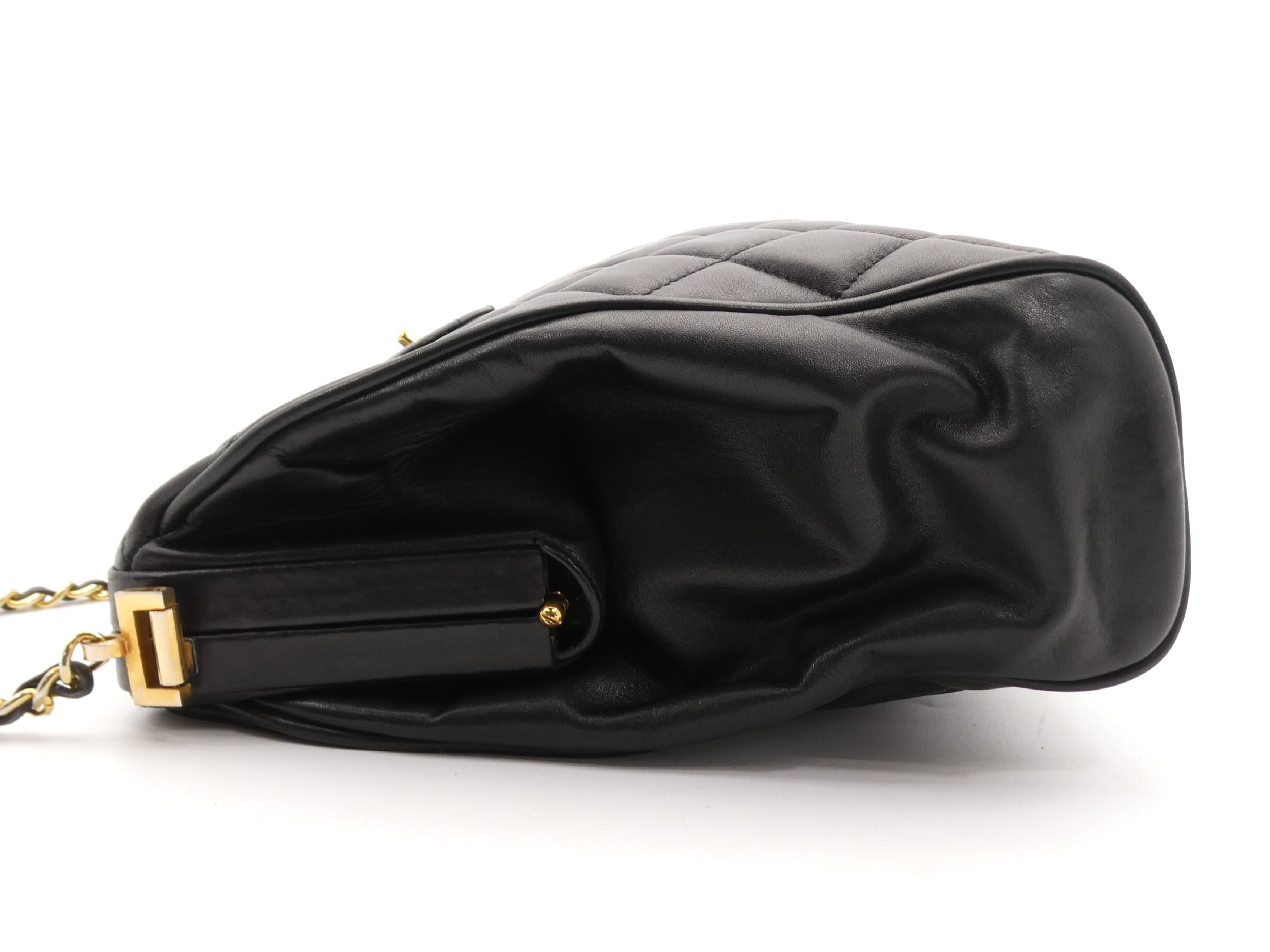 Matelassé Coco Mark Turnlock Chain Shoulder Bag — view 3