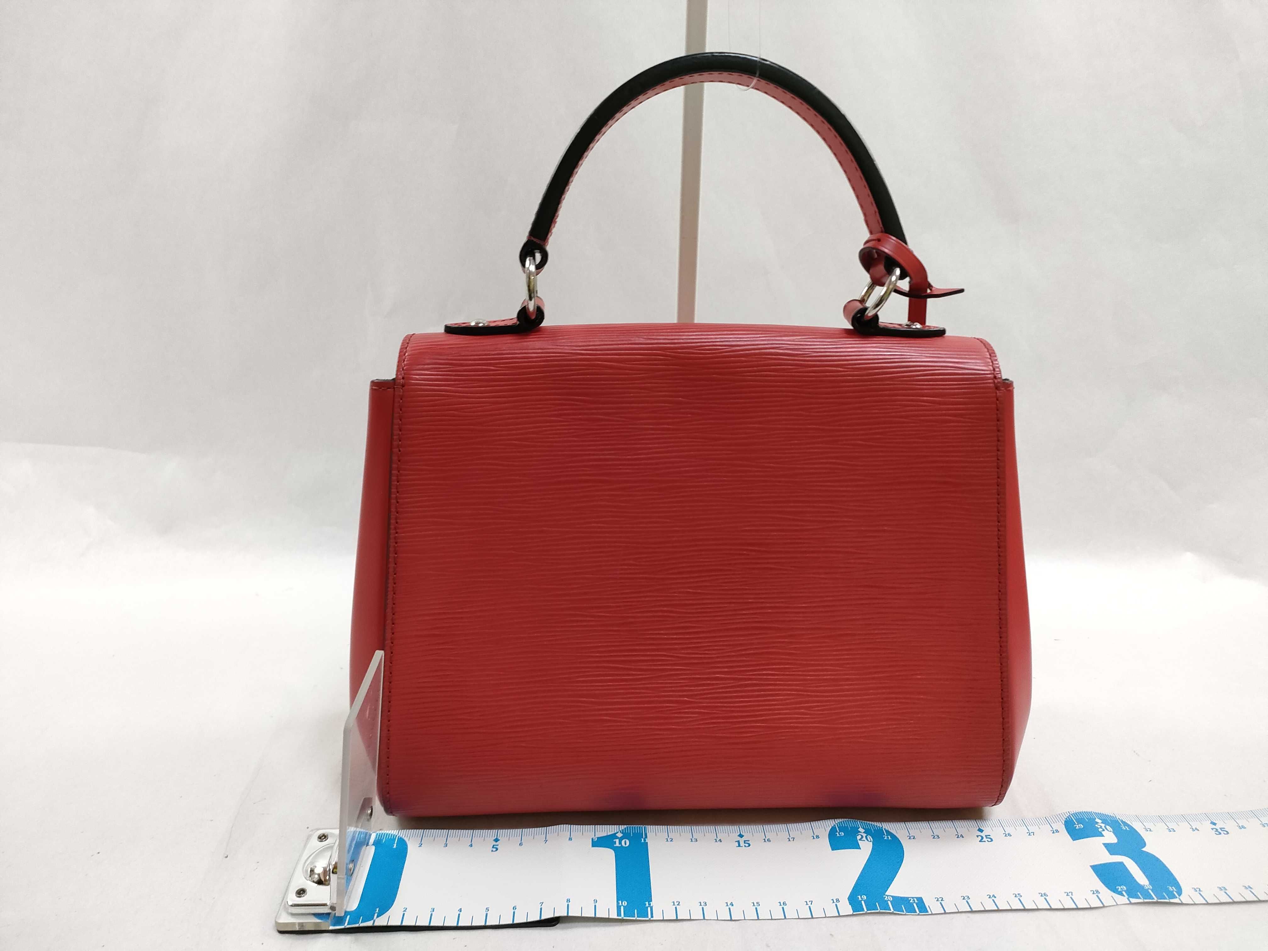 Epi Cluny 2-Way Shoulder Handbag — view 2