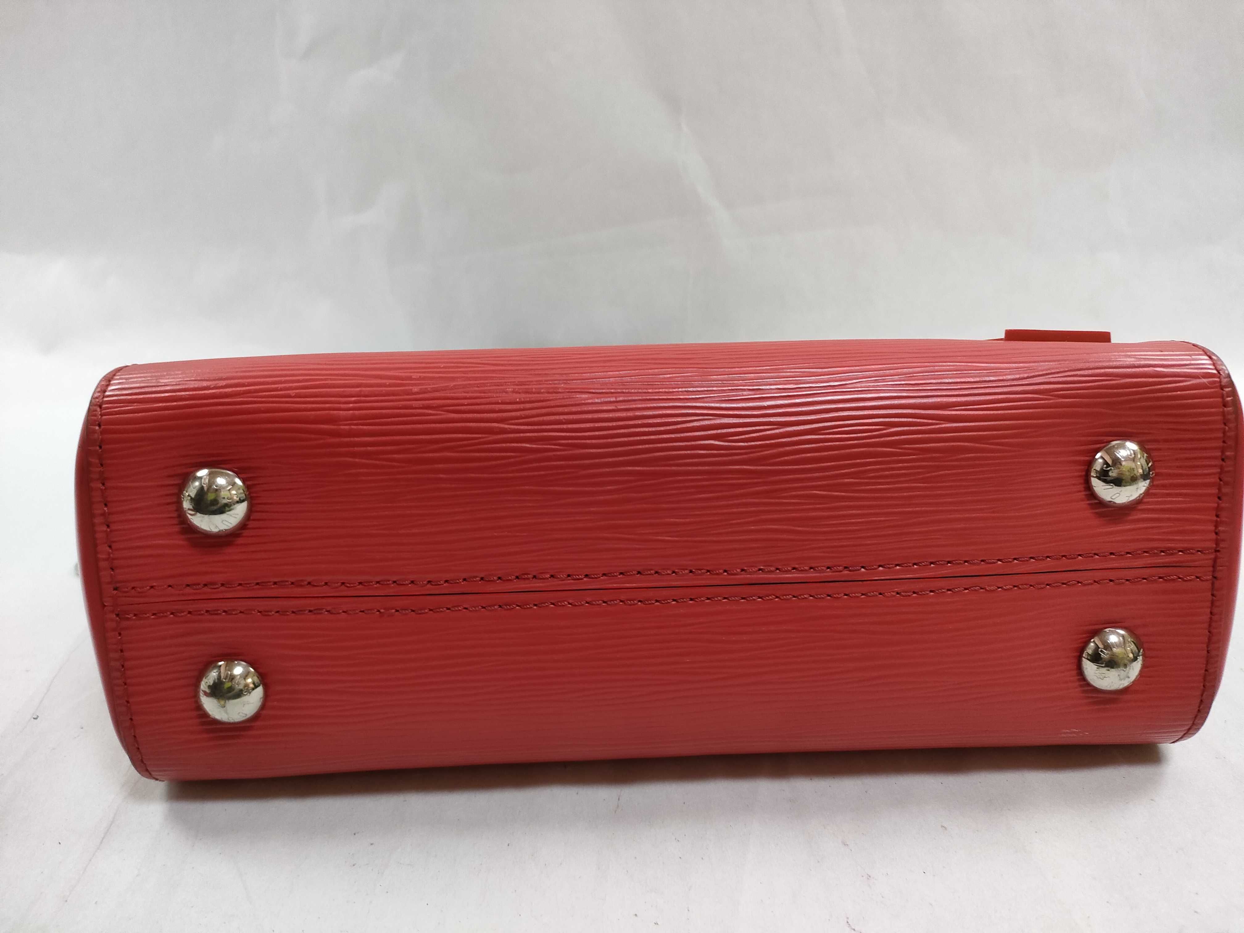 Epi Cluny 2-Way Shoulder Handbag — view 7