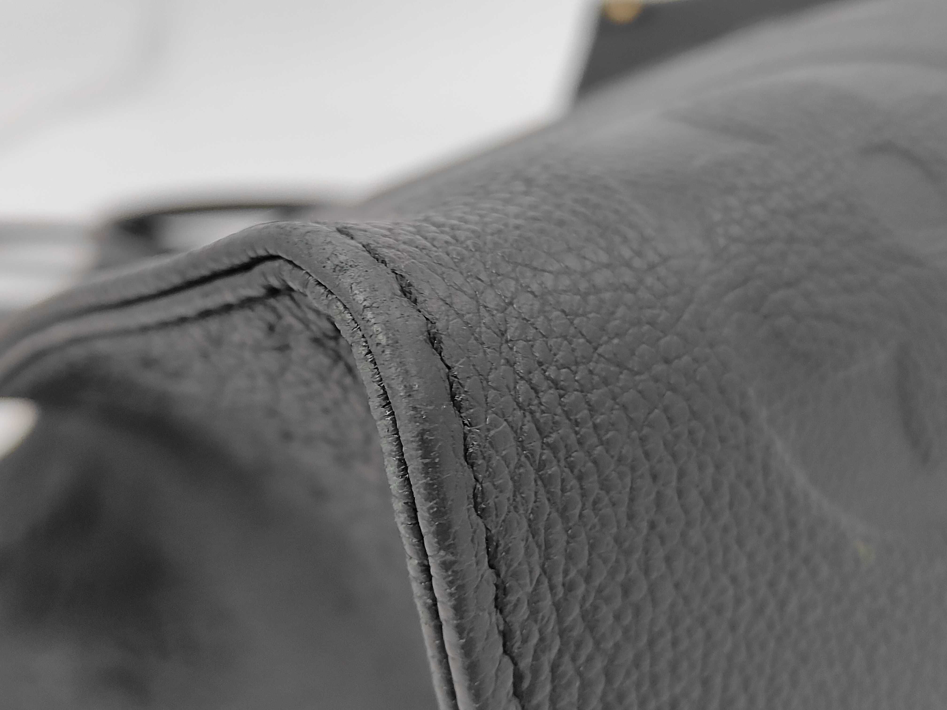 M44925 OnTheGo Empreinte Monogram Tote Bag, Retail Price ¥543,400, RFID verified, Noir (black). — view 7