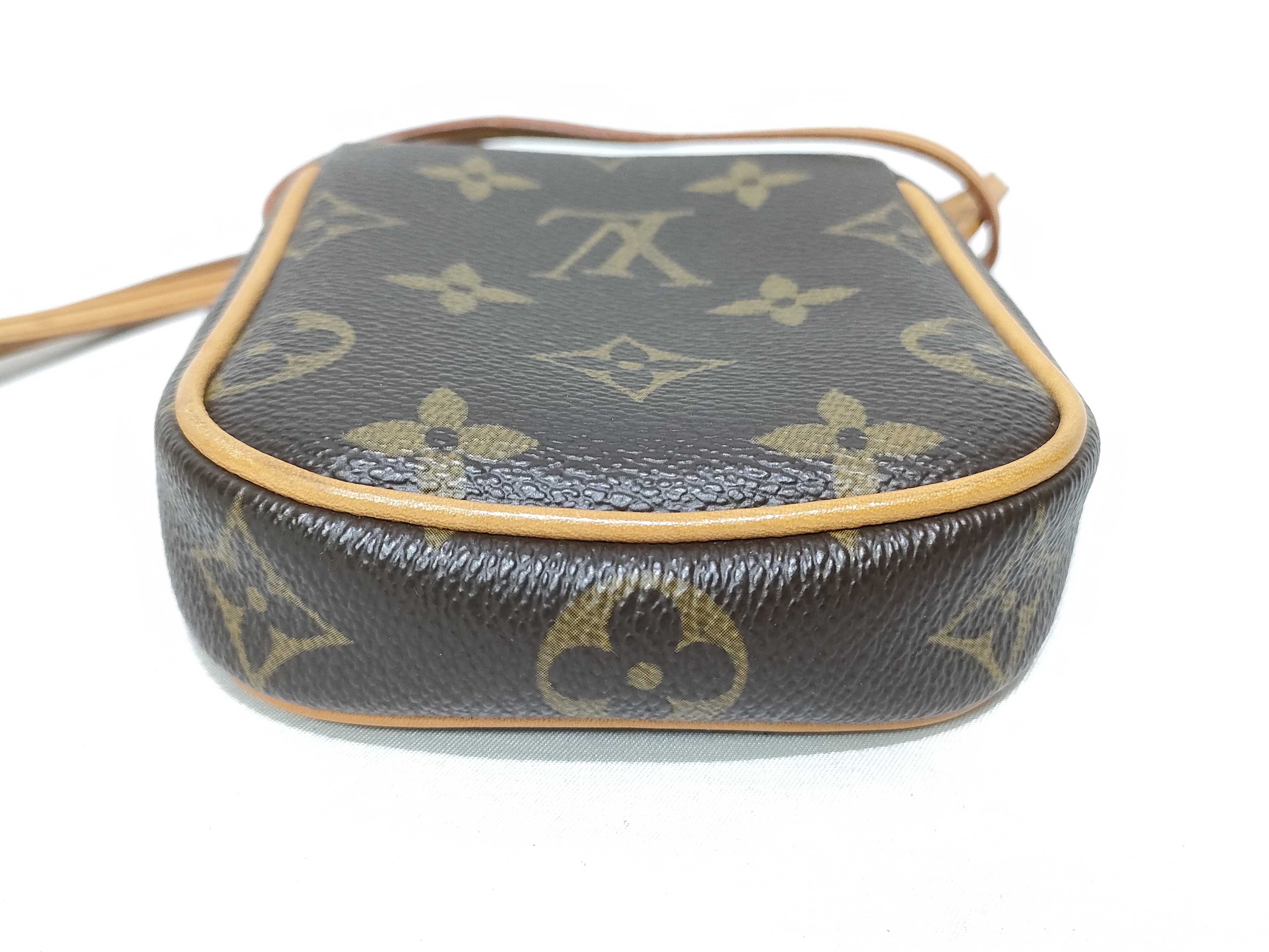 Monogram Pochette Cancun M60018 MI0057 Shoulder Bag — view 7