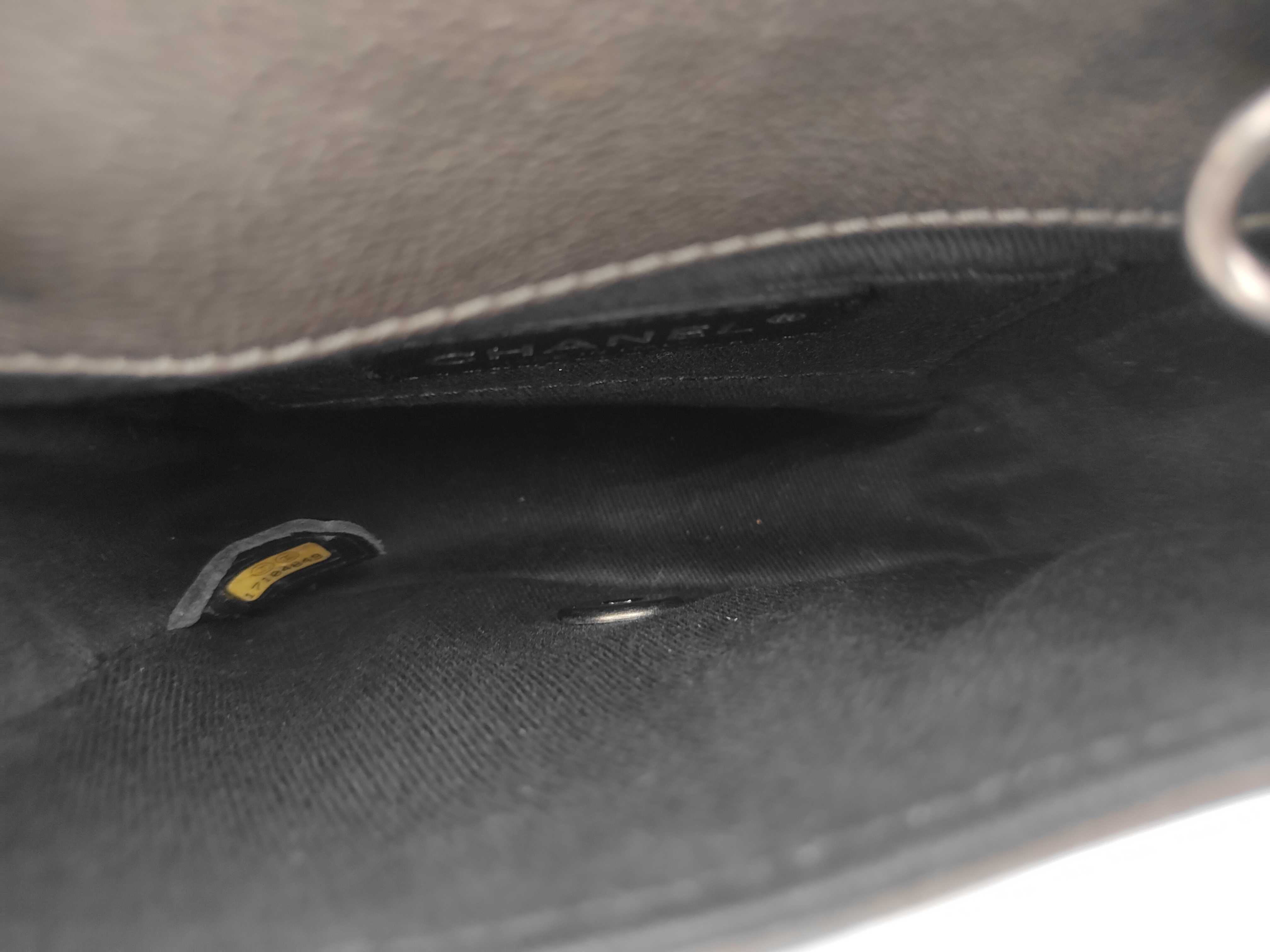 Turnlock Chain Shoulder Bag, Caviar Lambskin, Black/Gray, SS Shoulder Bag — view 8