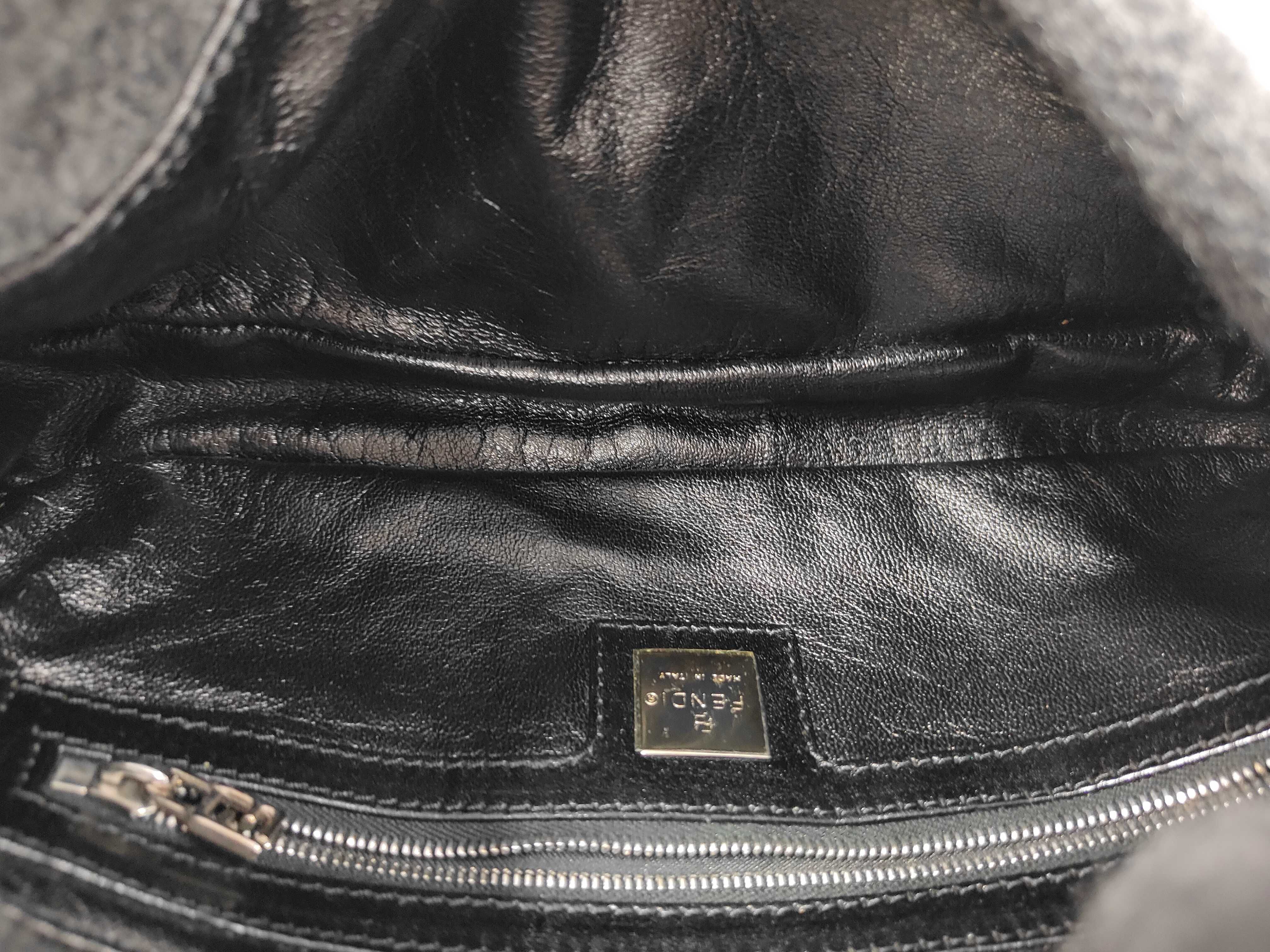 Mamma Bucket Wool Shoulder Bag — view 11