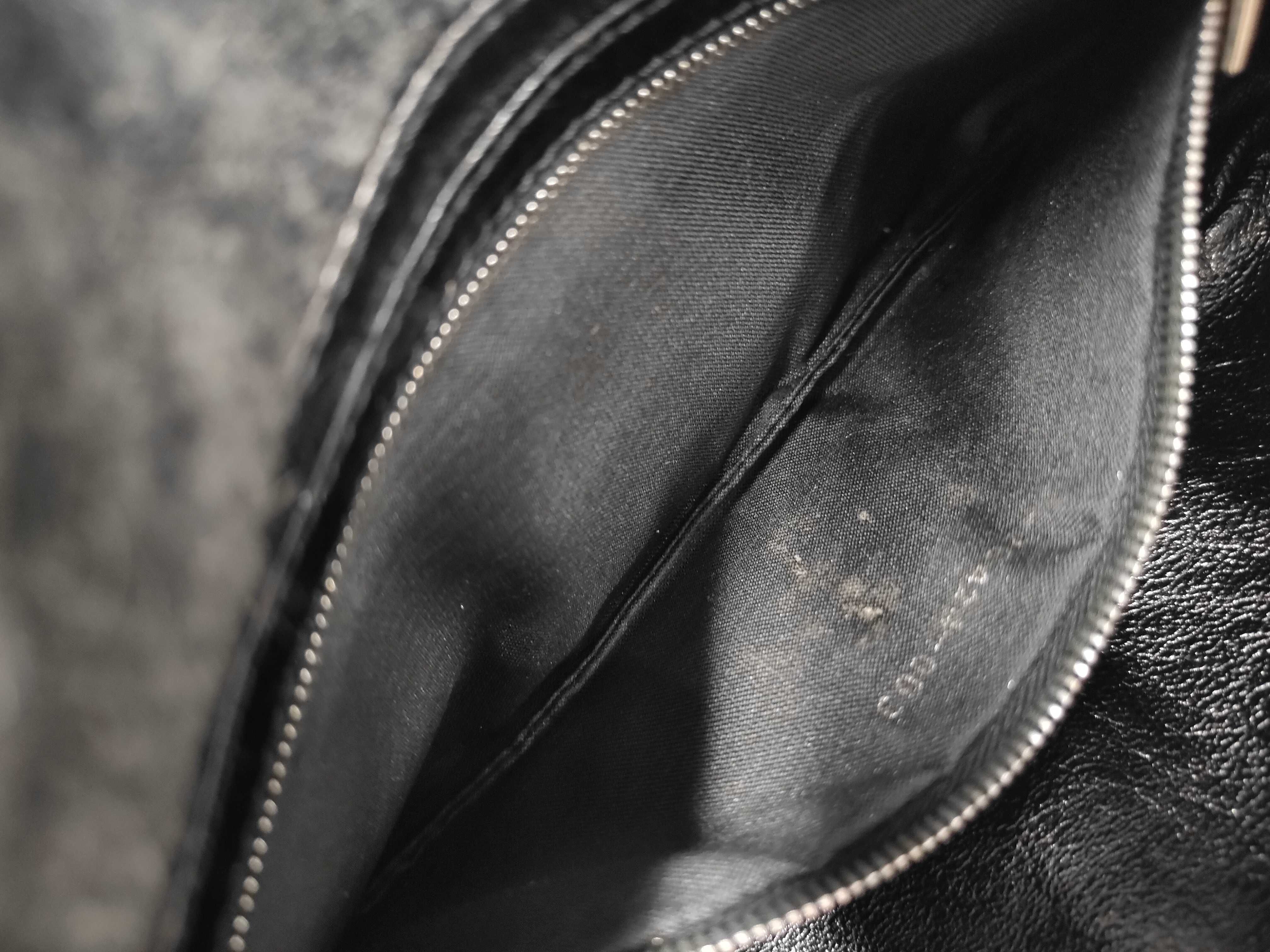Mamma Bucket Wool Shoulder Bag — view 13