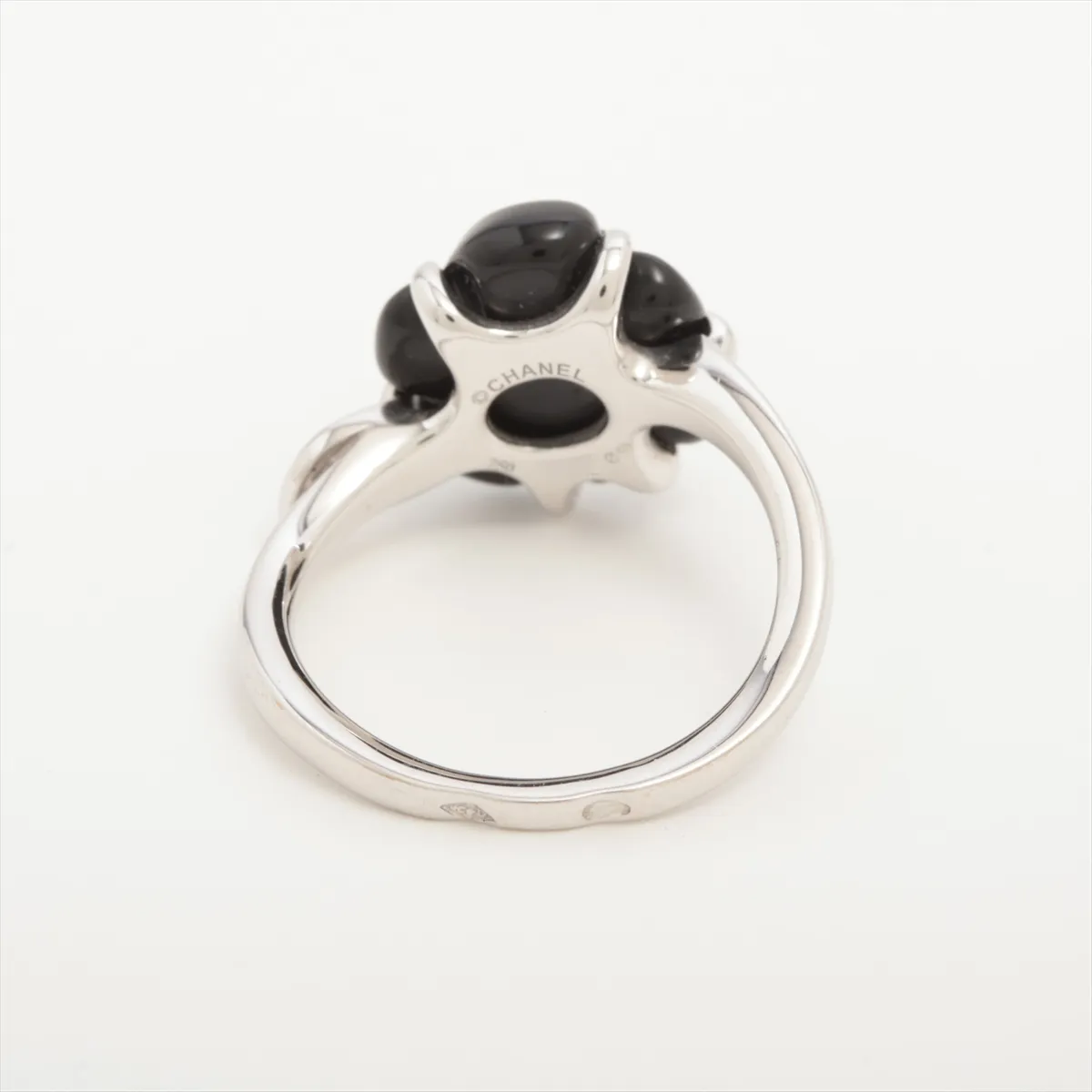 Camellia Onyx Diamond Ring 750(WG) 3.9g 50 6P278 Onyx small chip Part of the engraving is — view 2