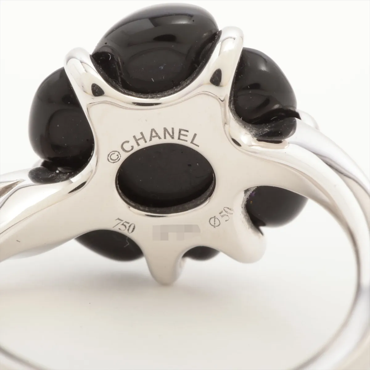 Camellia Onyx Diamond Ring 750(WG) 3.9g 50 6P278 Onyx small chip Part of the engraving is — view 3