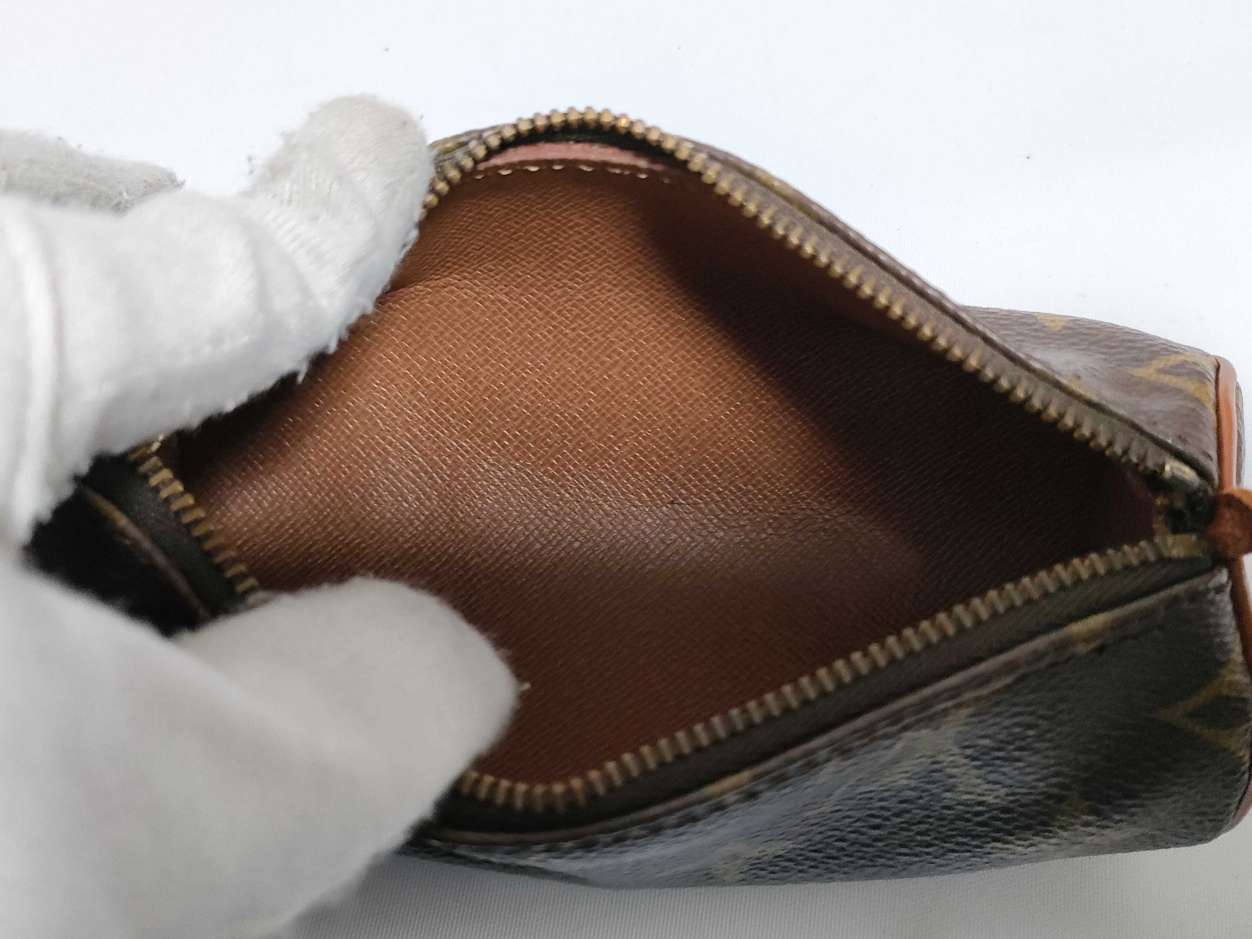 LV Monogram Papillon Pouch — view 11