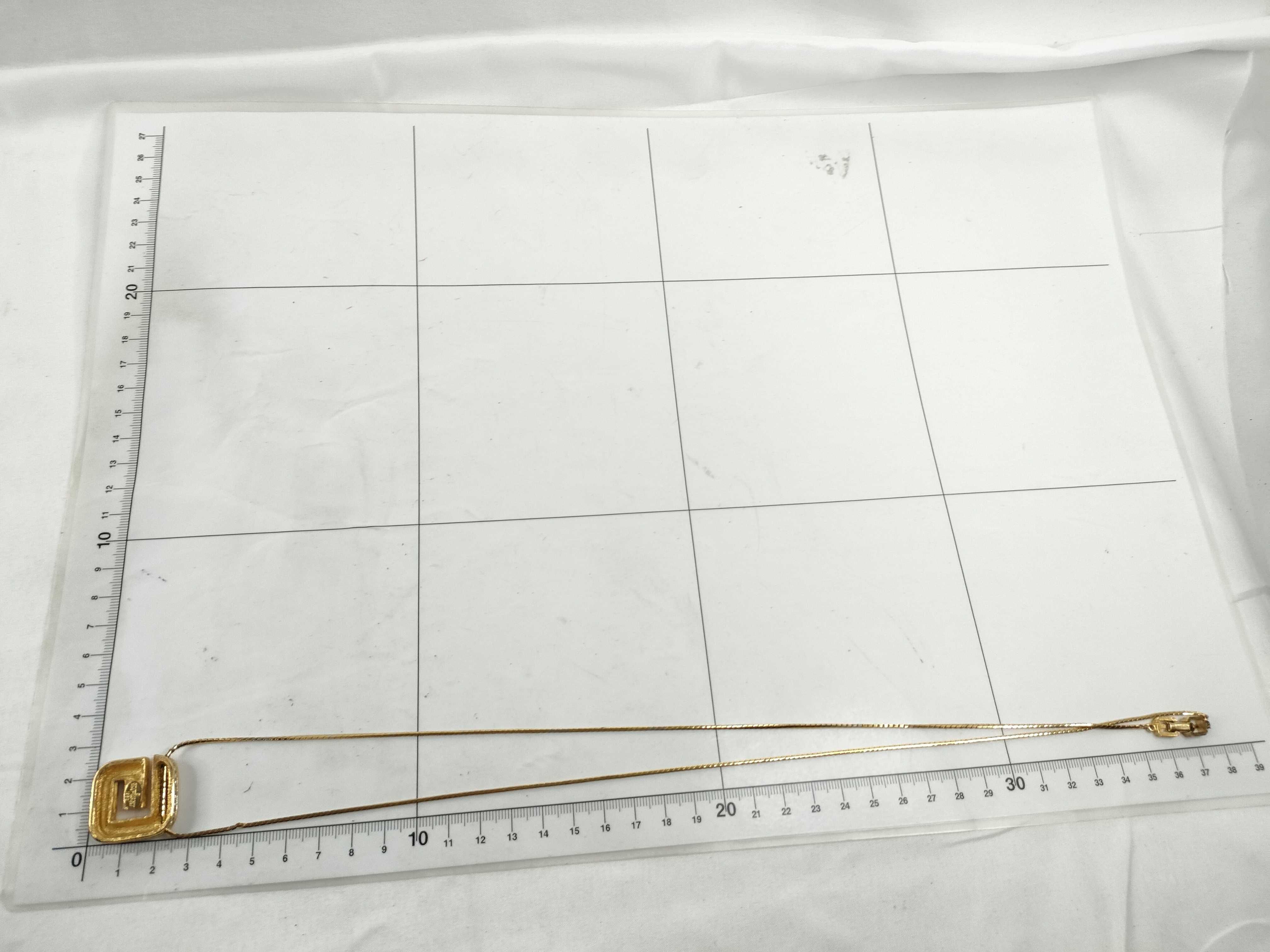 necklace — view 9