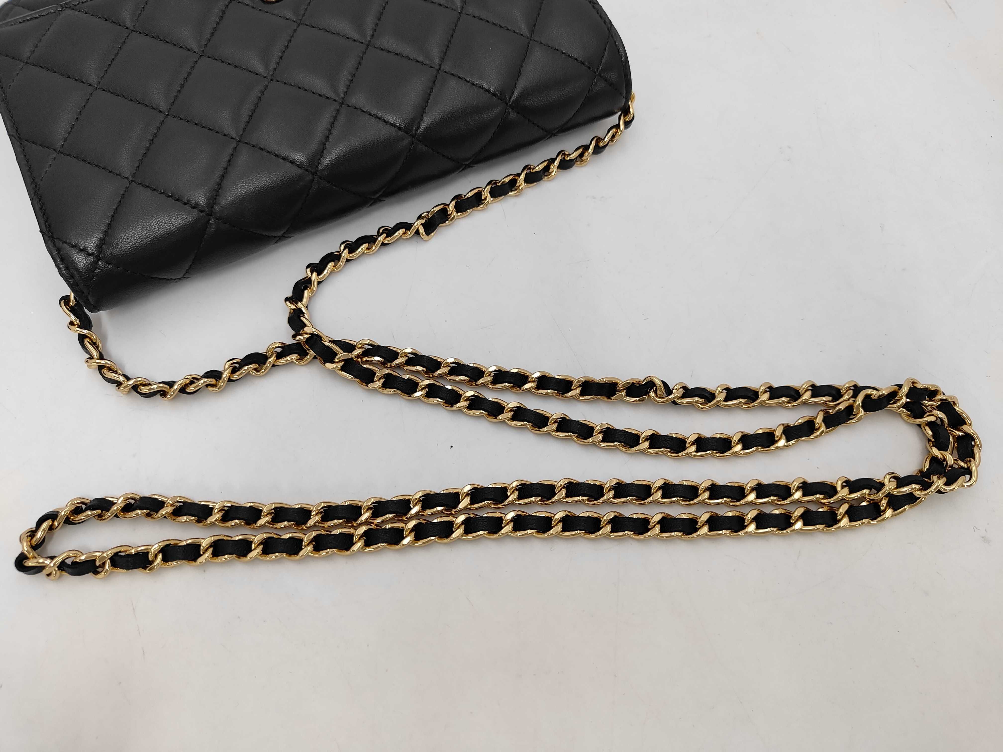 Matelassé Chain Wallet, Lambskin, Black, Gold Hardware, Shoulder Bag — view 8