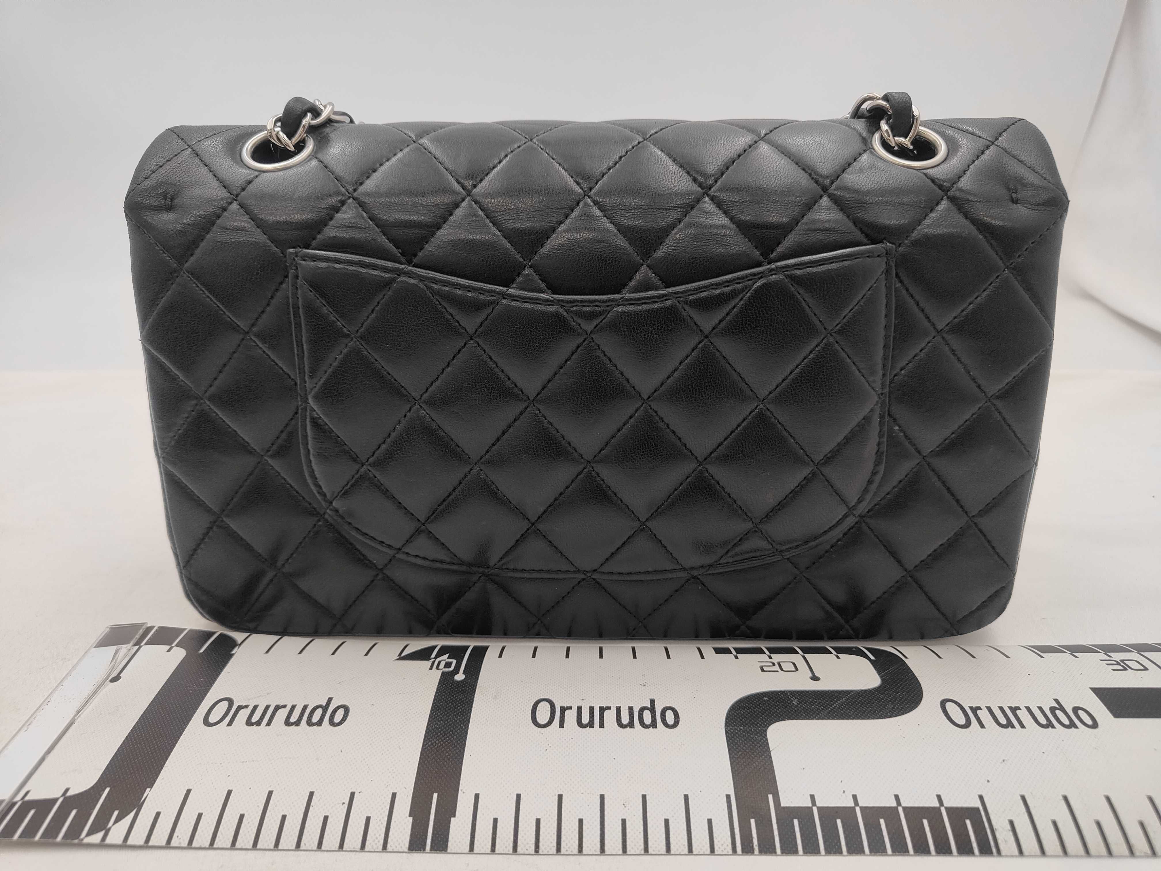Matelassé 25 Lambskin Double Flap Shoulder Bag — view 2
