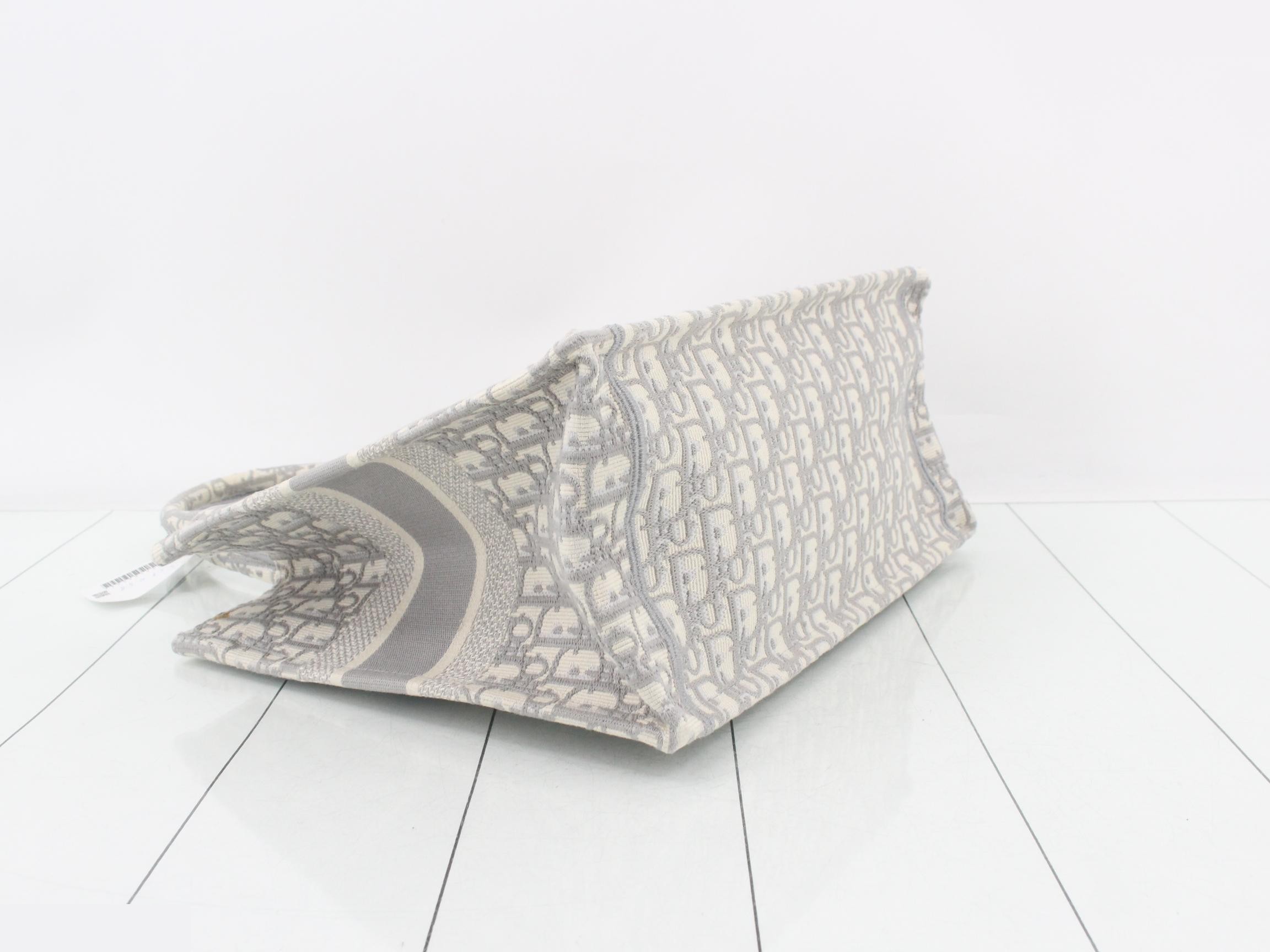 Book Tote Handbag — view 5