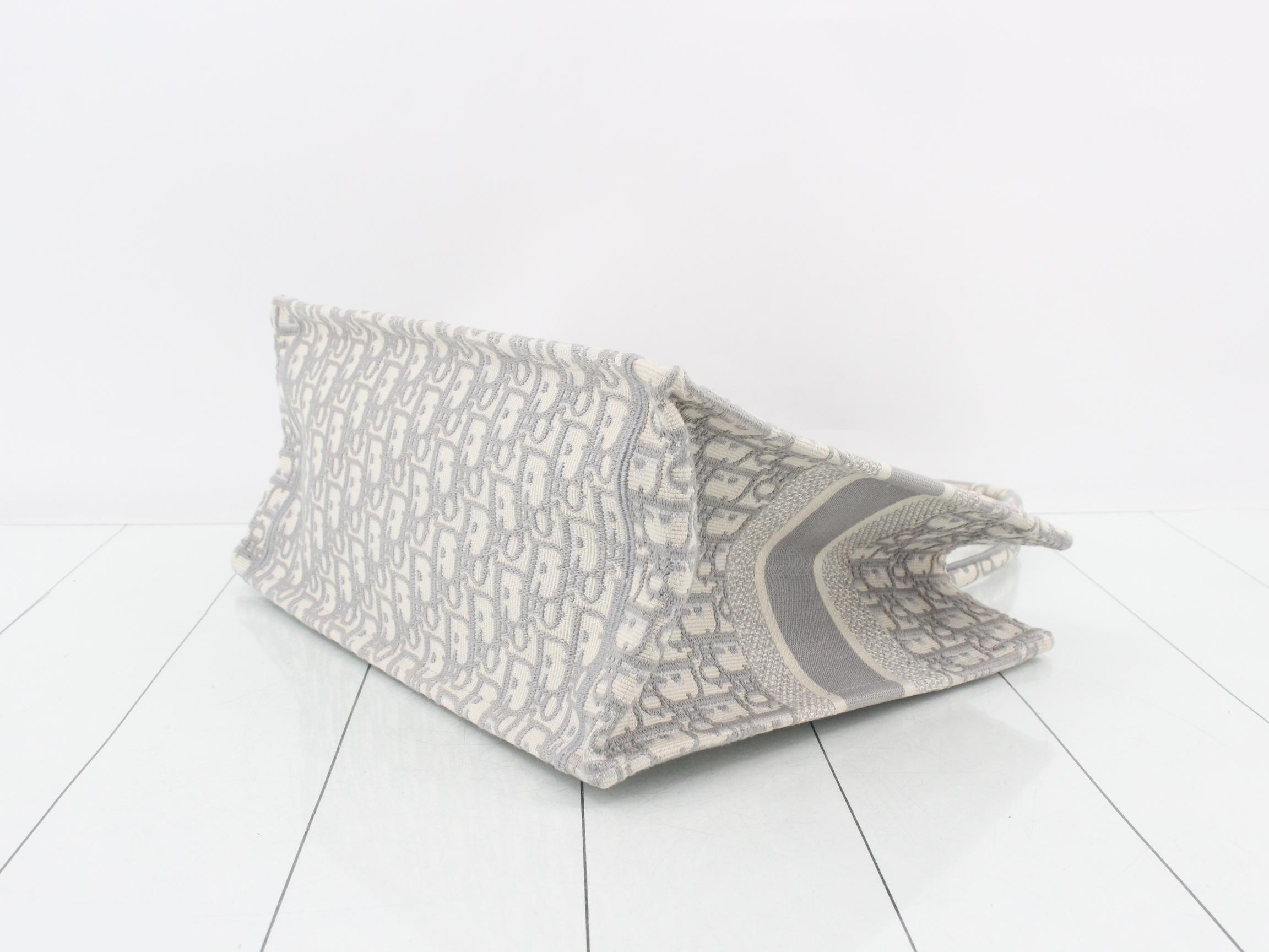 Book Tote Handbag — view 6