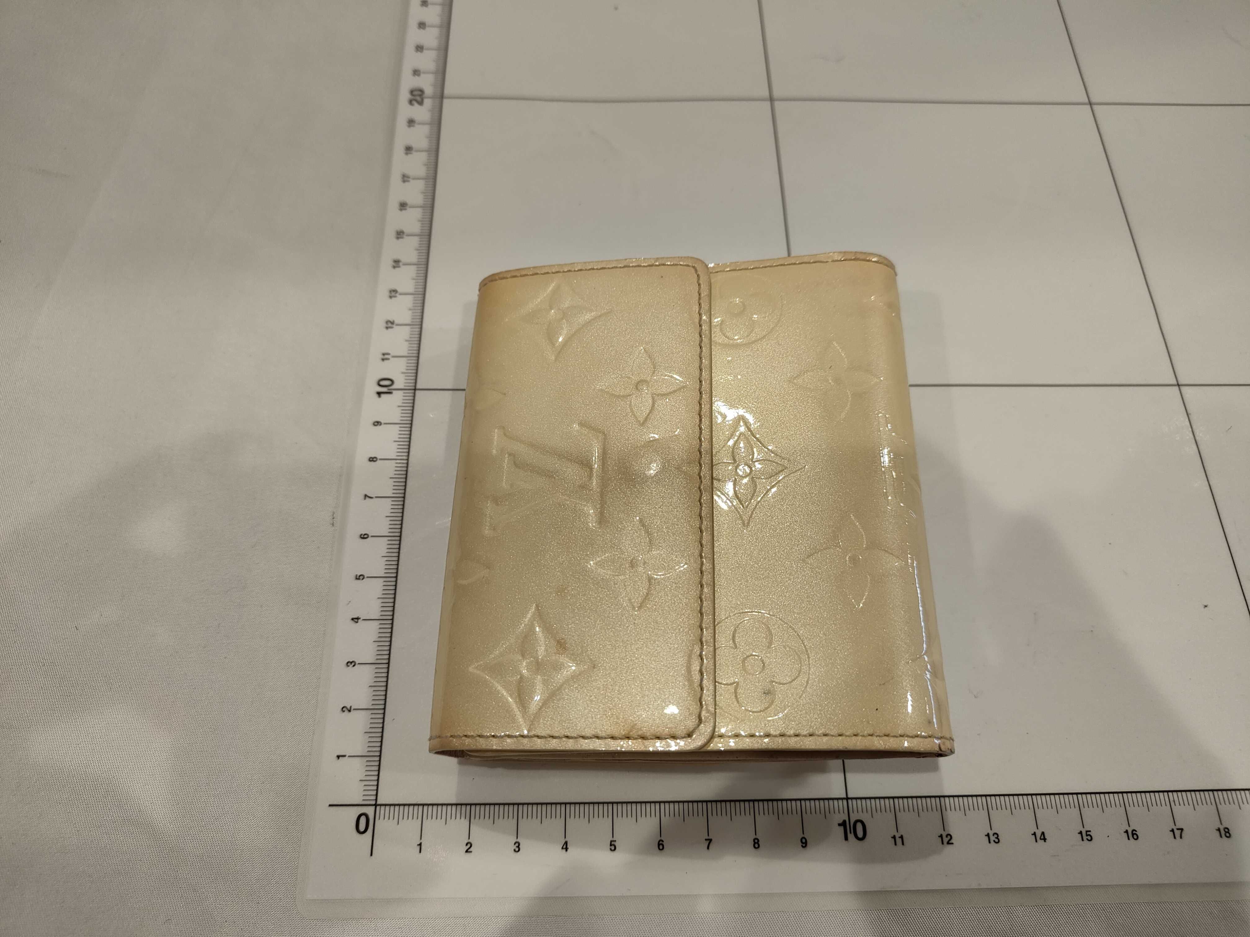 Vernis Double Hook Wallet — view 2