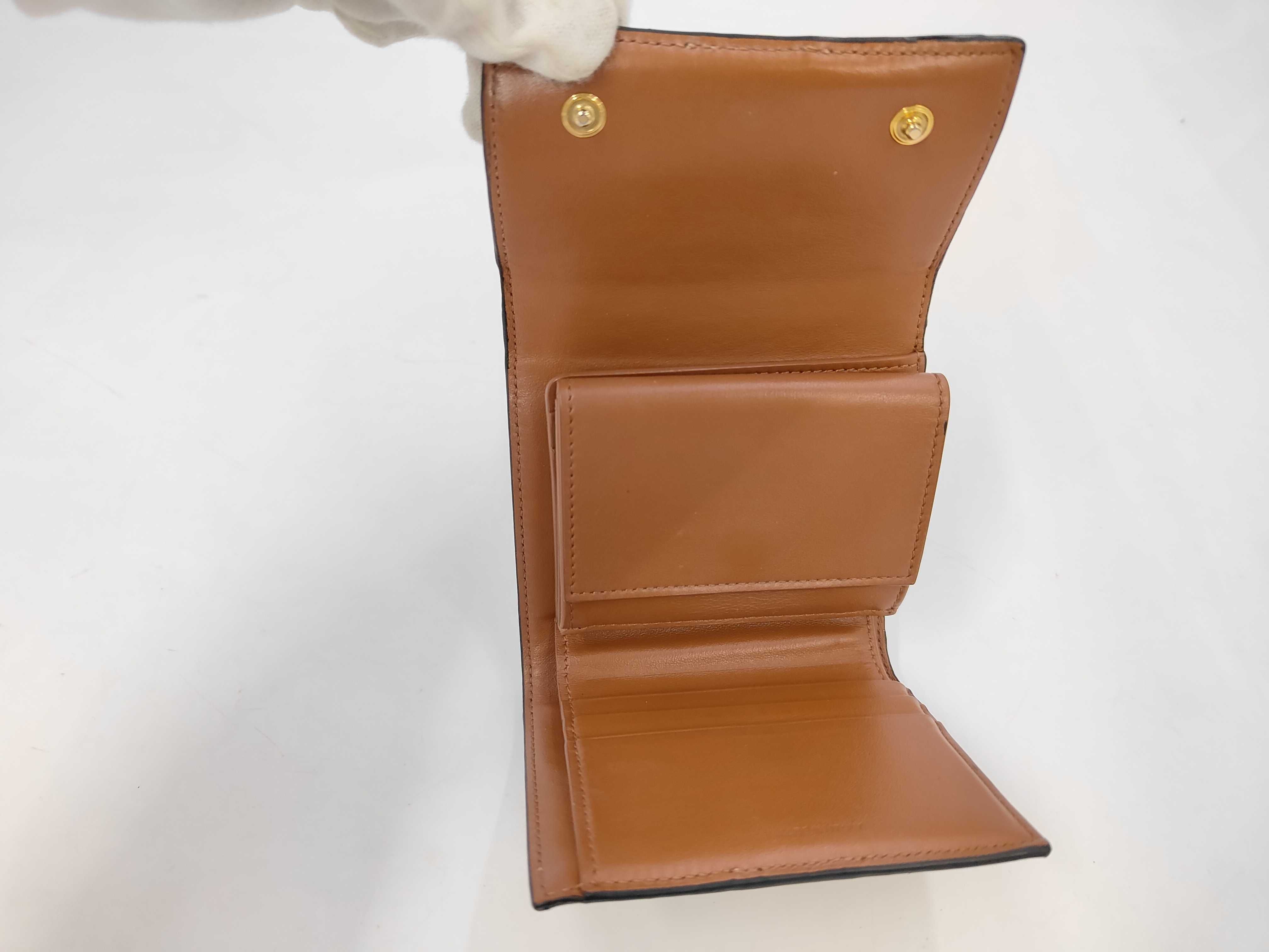 Triomphe Pattern Trifold Wallet - Compact Wallet — view 4