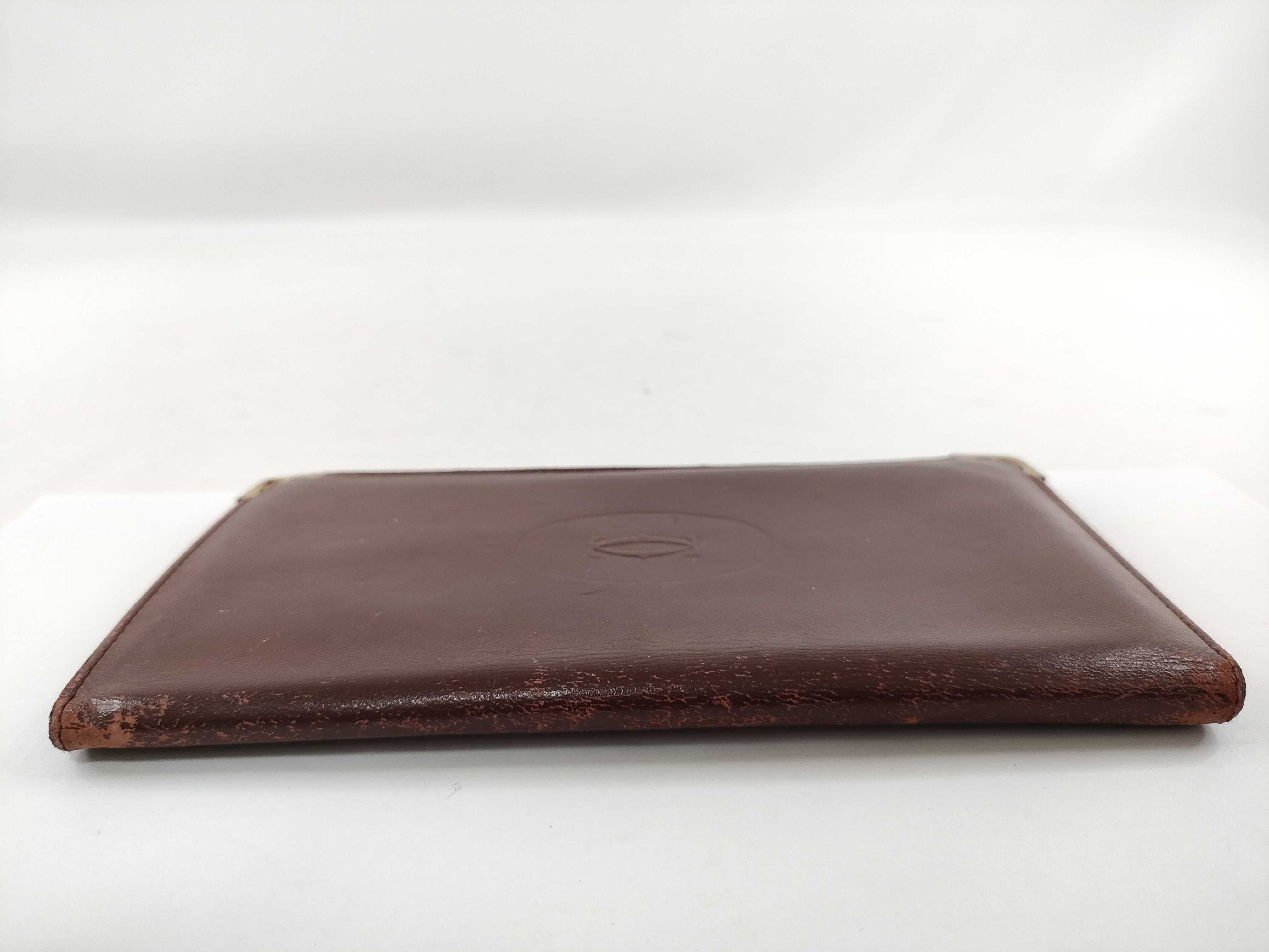 Must line long wallet/billfold — view 5