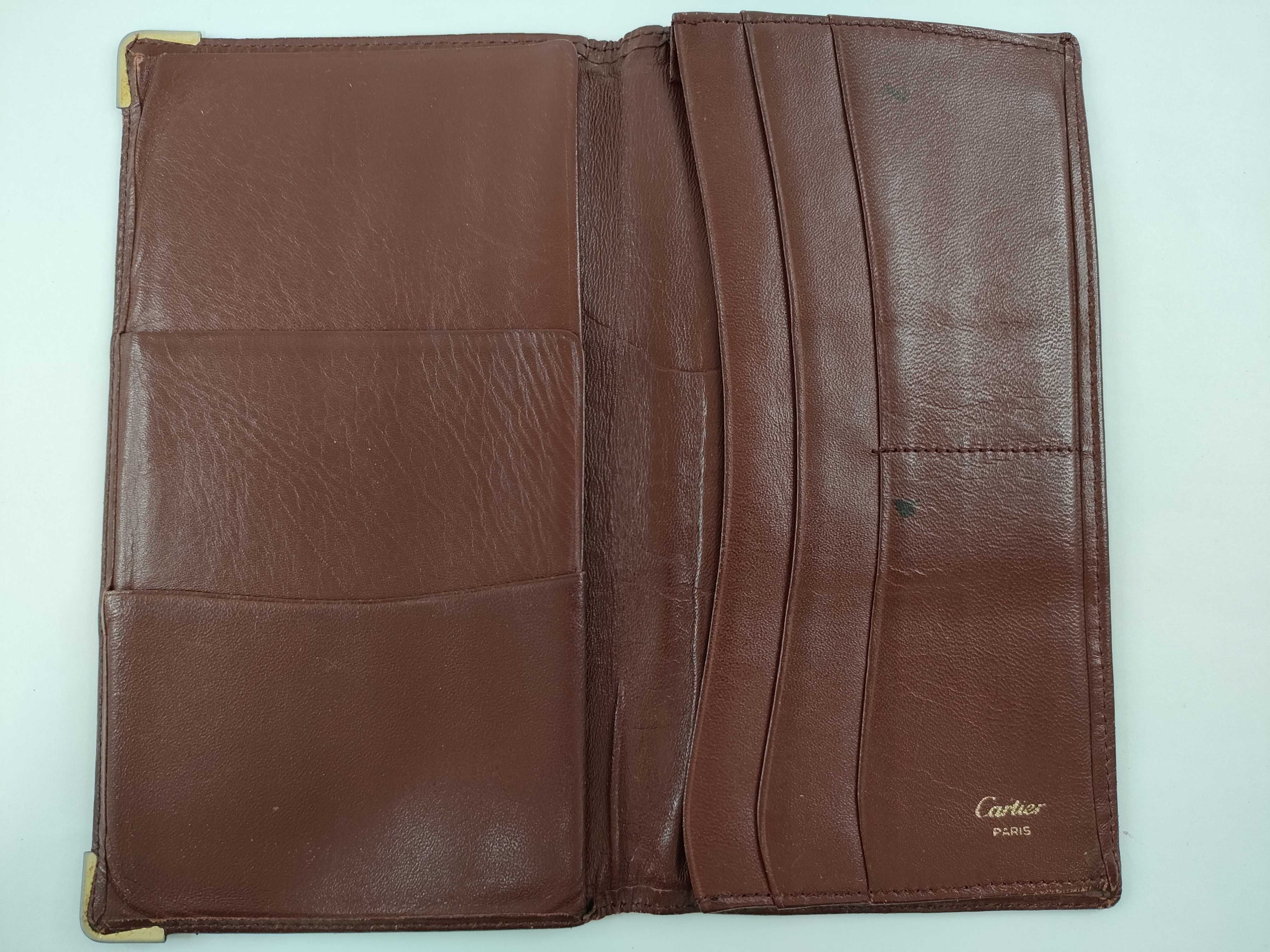 Must line long wallet/billfold — view 7