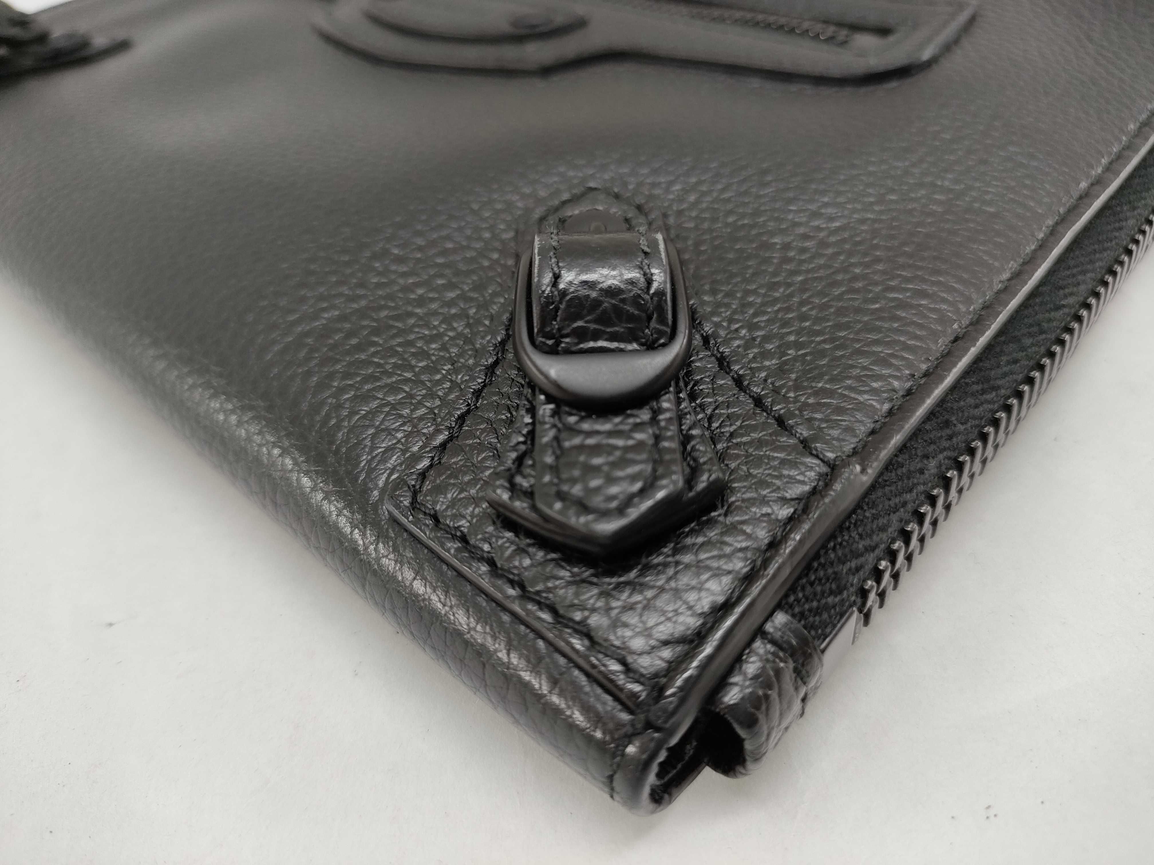 City Shoulder Bag, Black Shoulder Bag — view 7