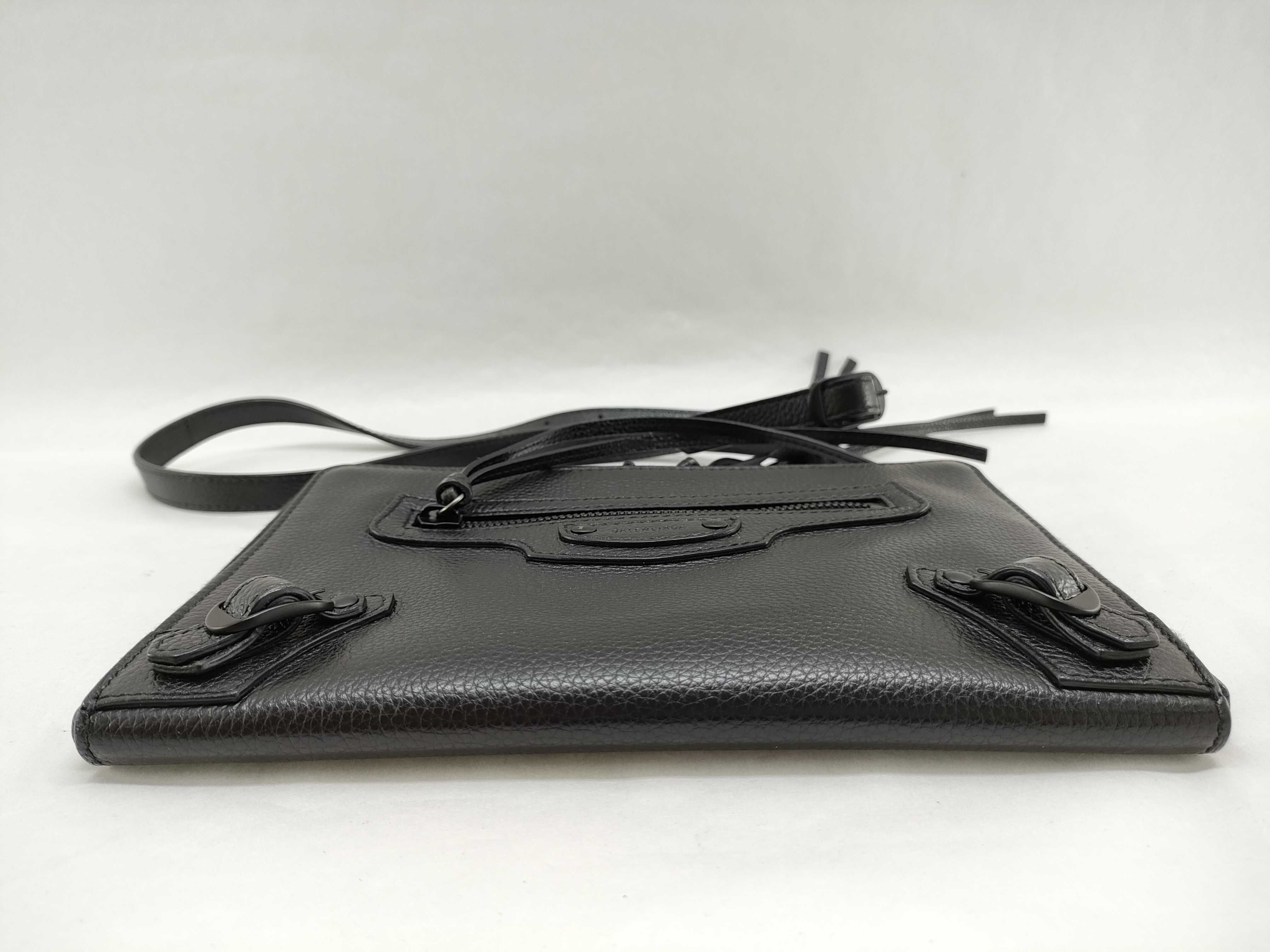 City Shoulder Bag, Black Shoulder Bag — view 8