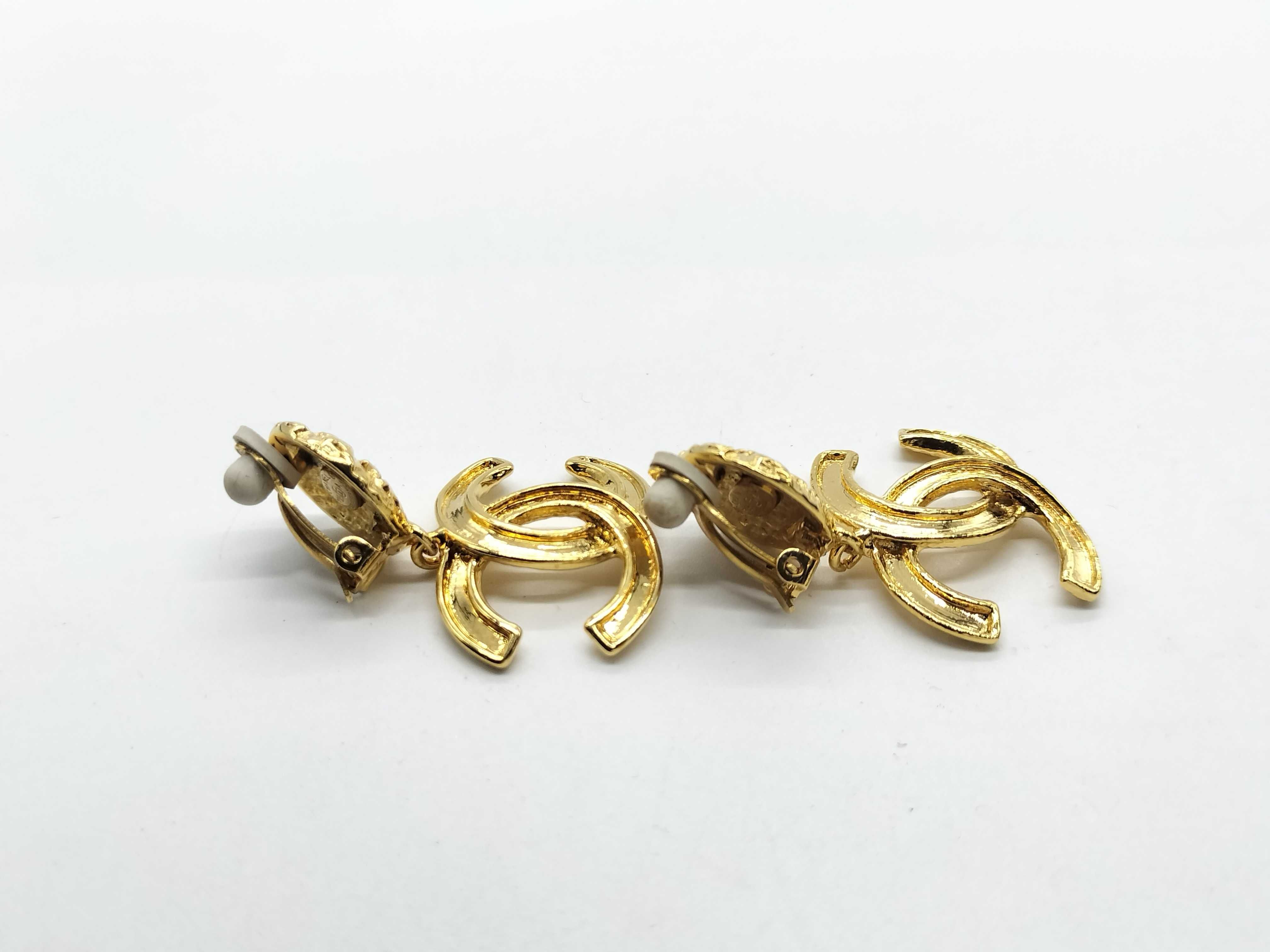 95 A Earrings — view 3