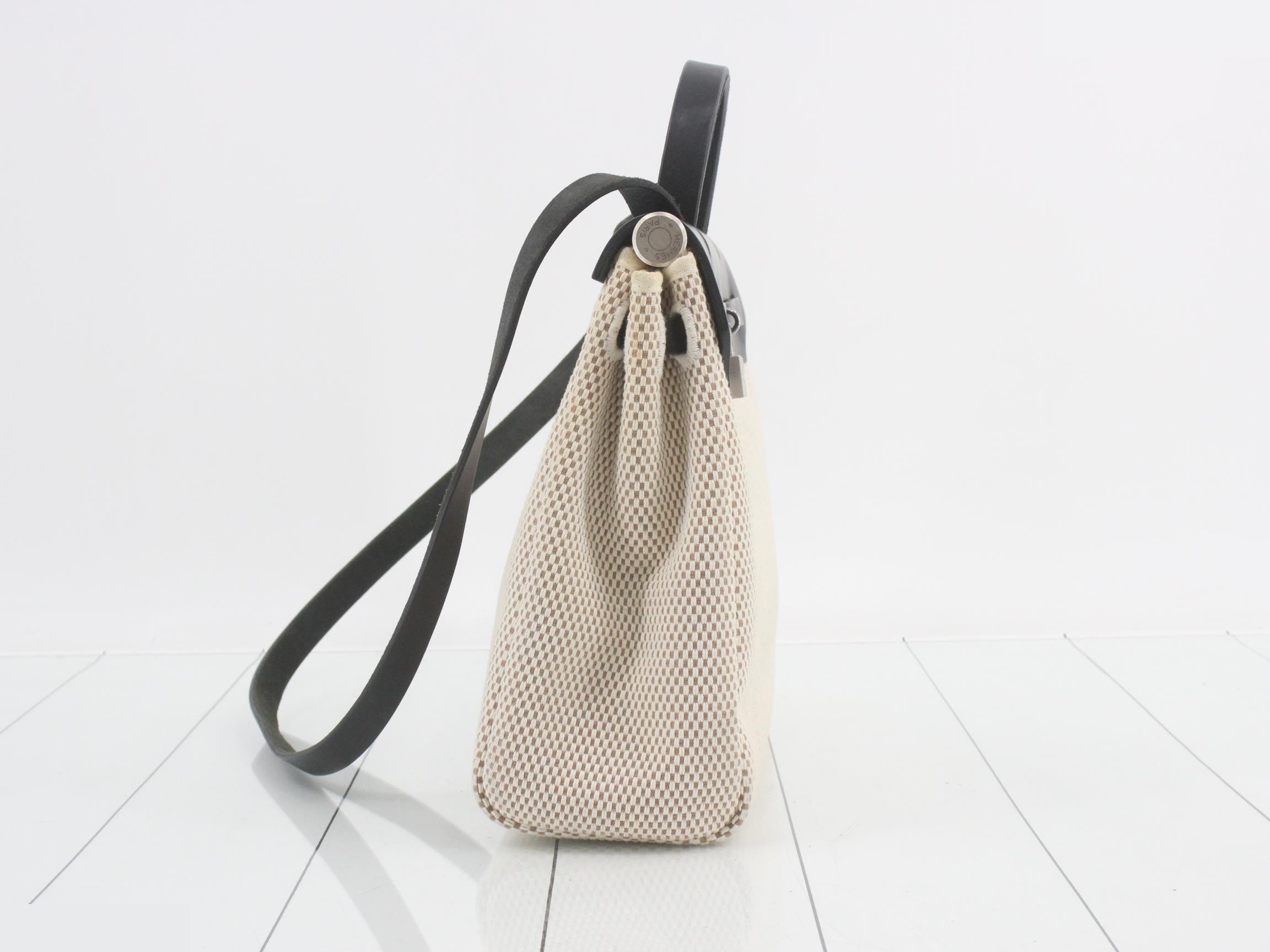 Ailebag F — view 3