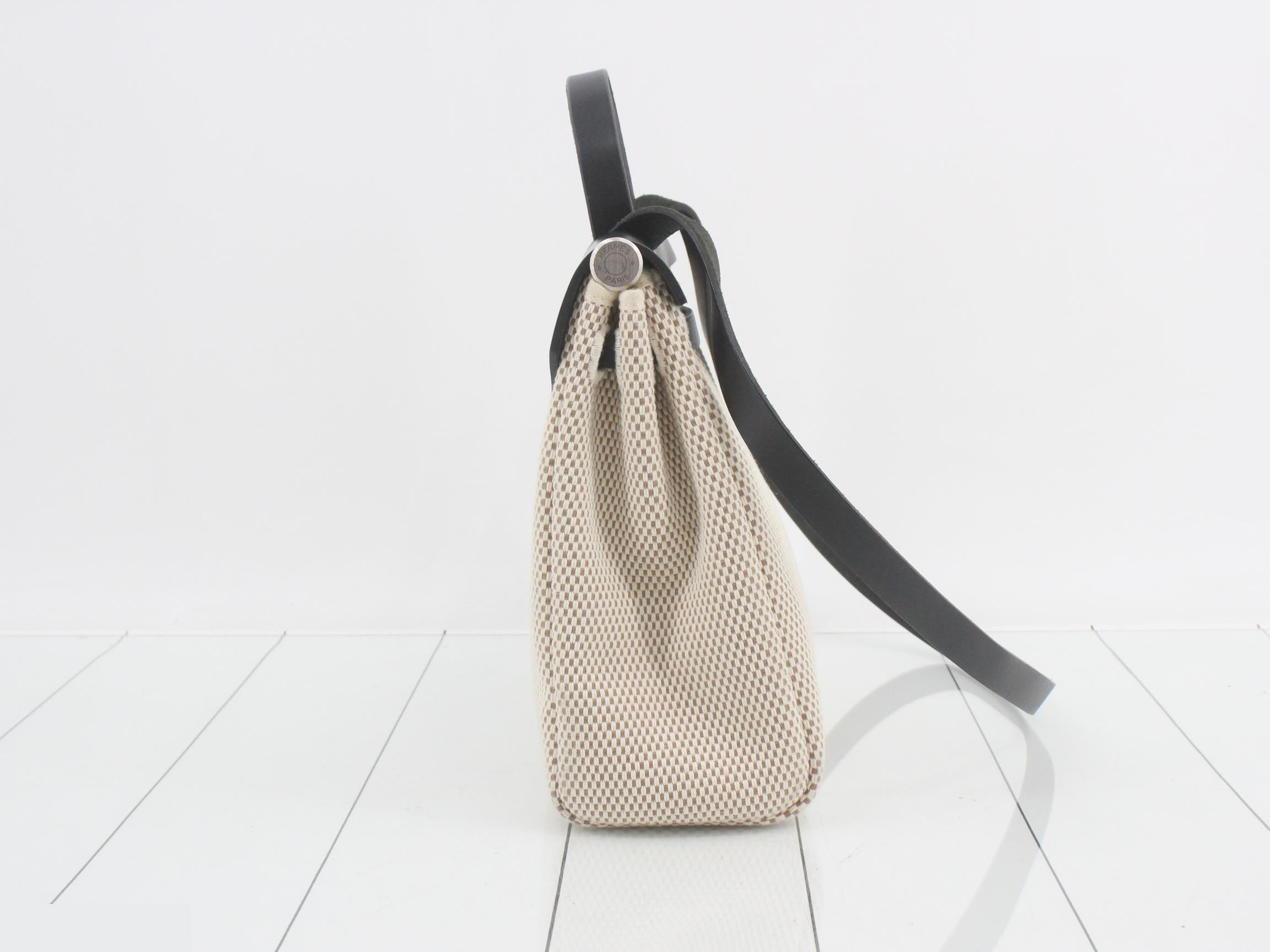 Ailebag F — view 4