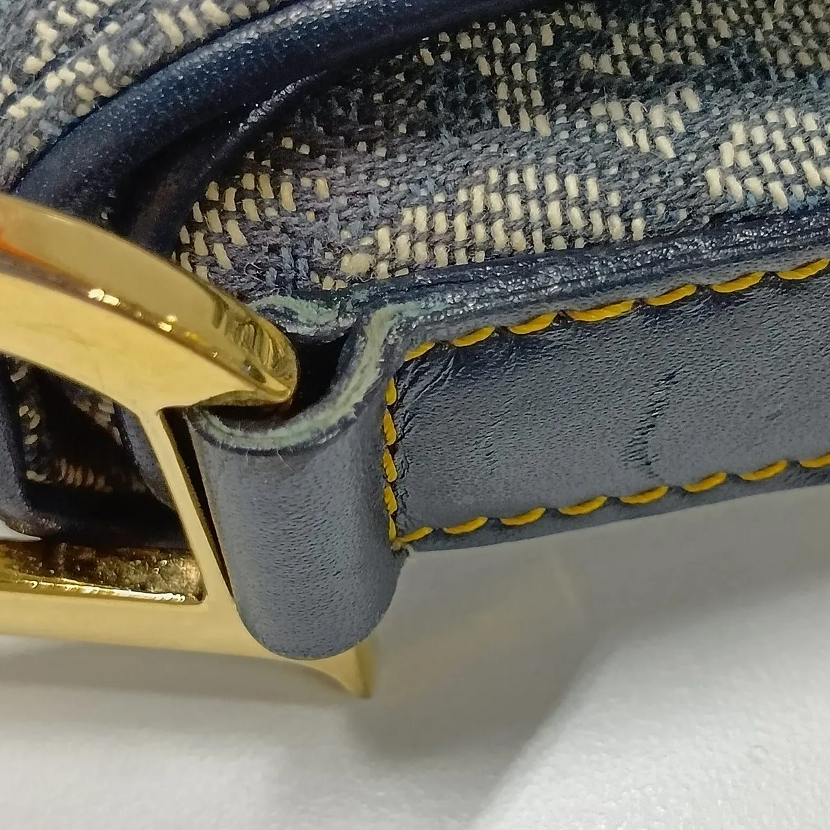 Trotter Saddle Bag Canvas x Leather Shoulder Bag Navy — view 15