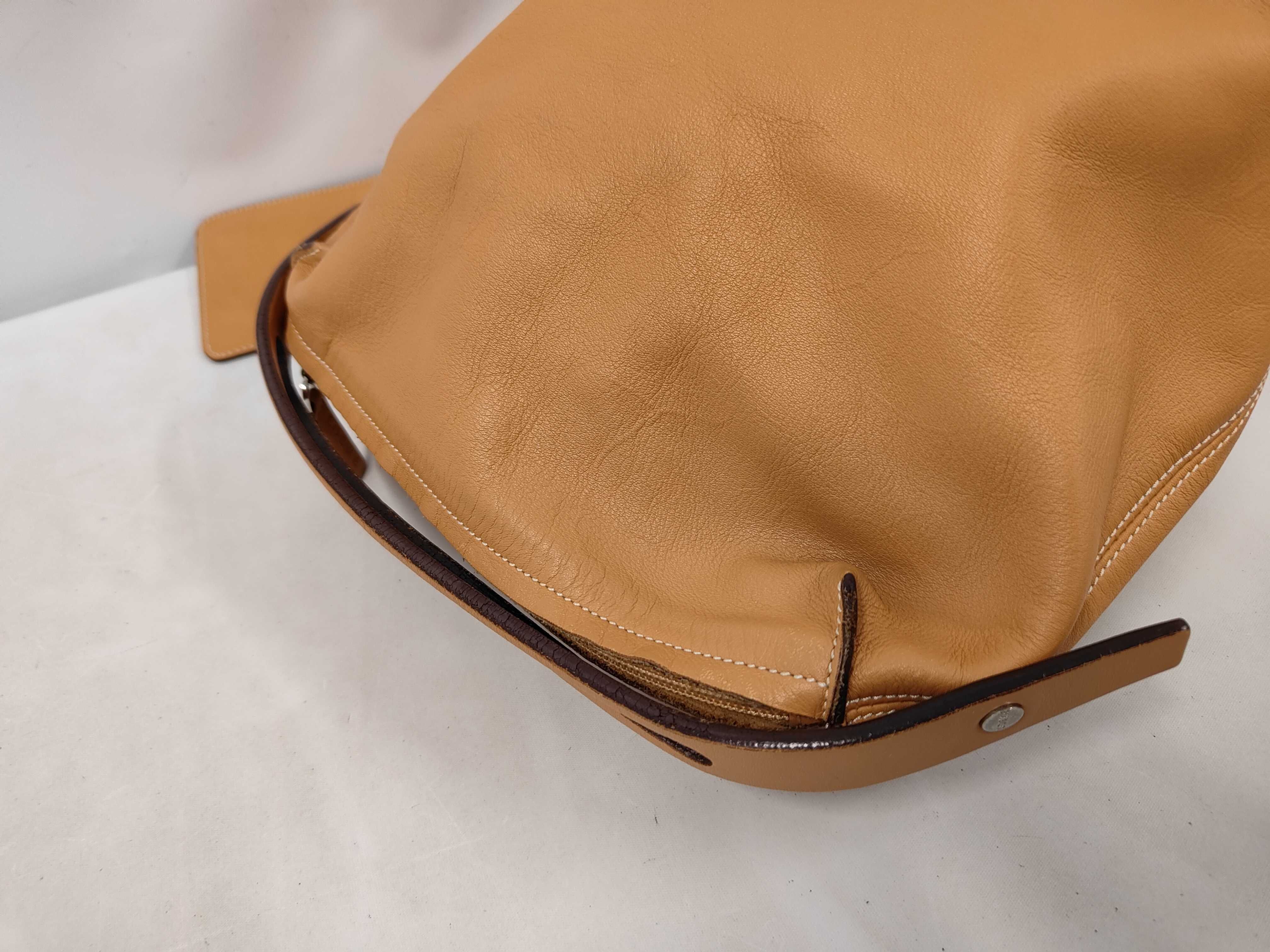 (Loewe) Soft Leather Camel-colored Old Handbag with Pouch — view 5