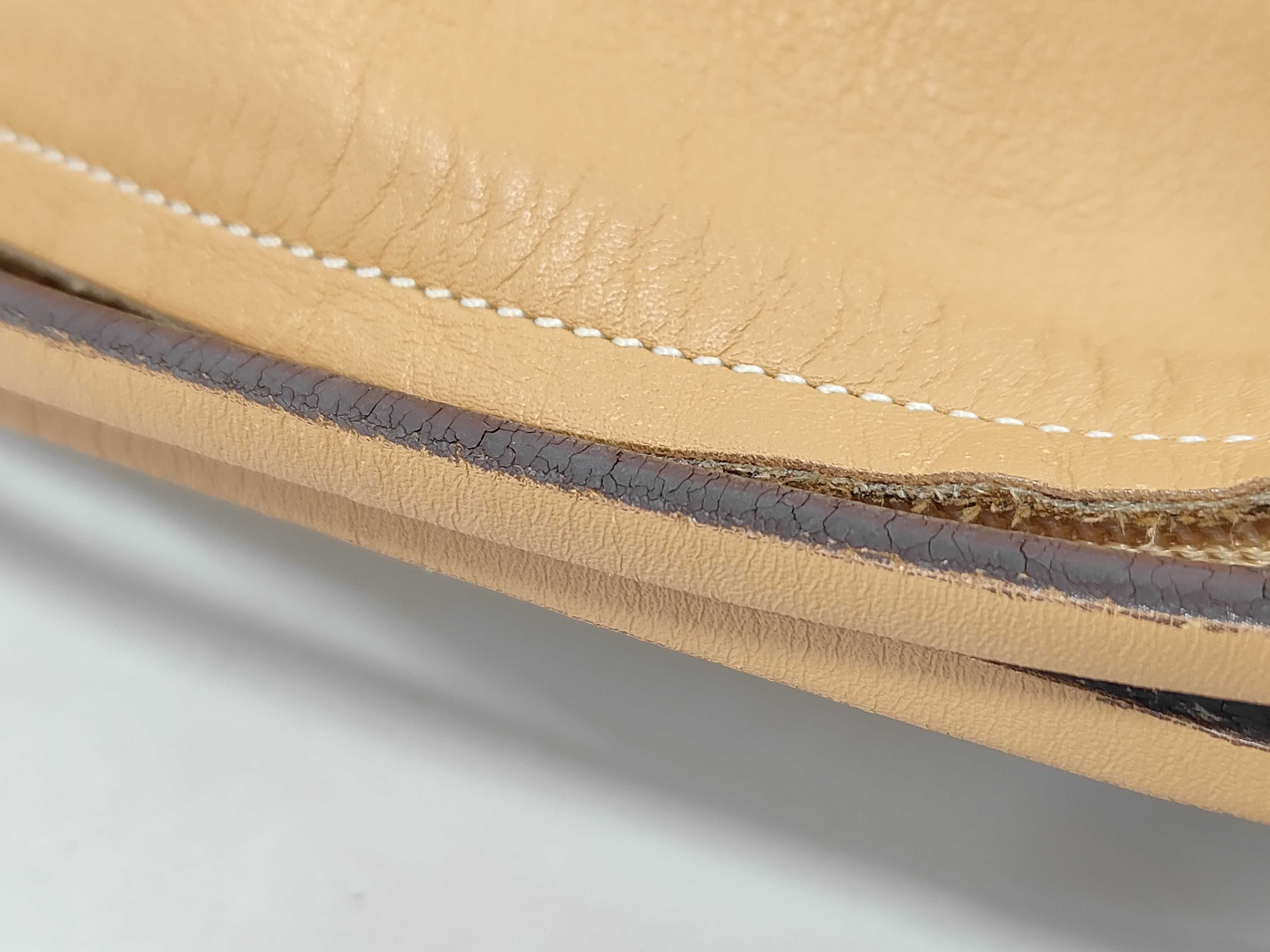 (Loewe) Soft Leather Camel-colored Old Handbag with Pouch — view 7