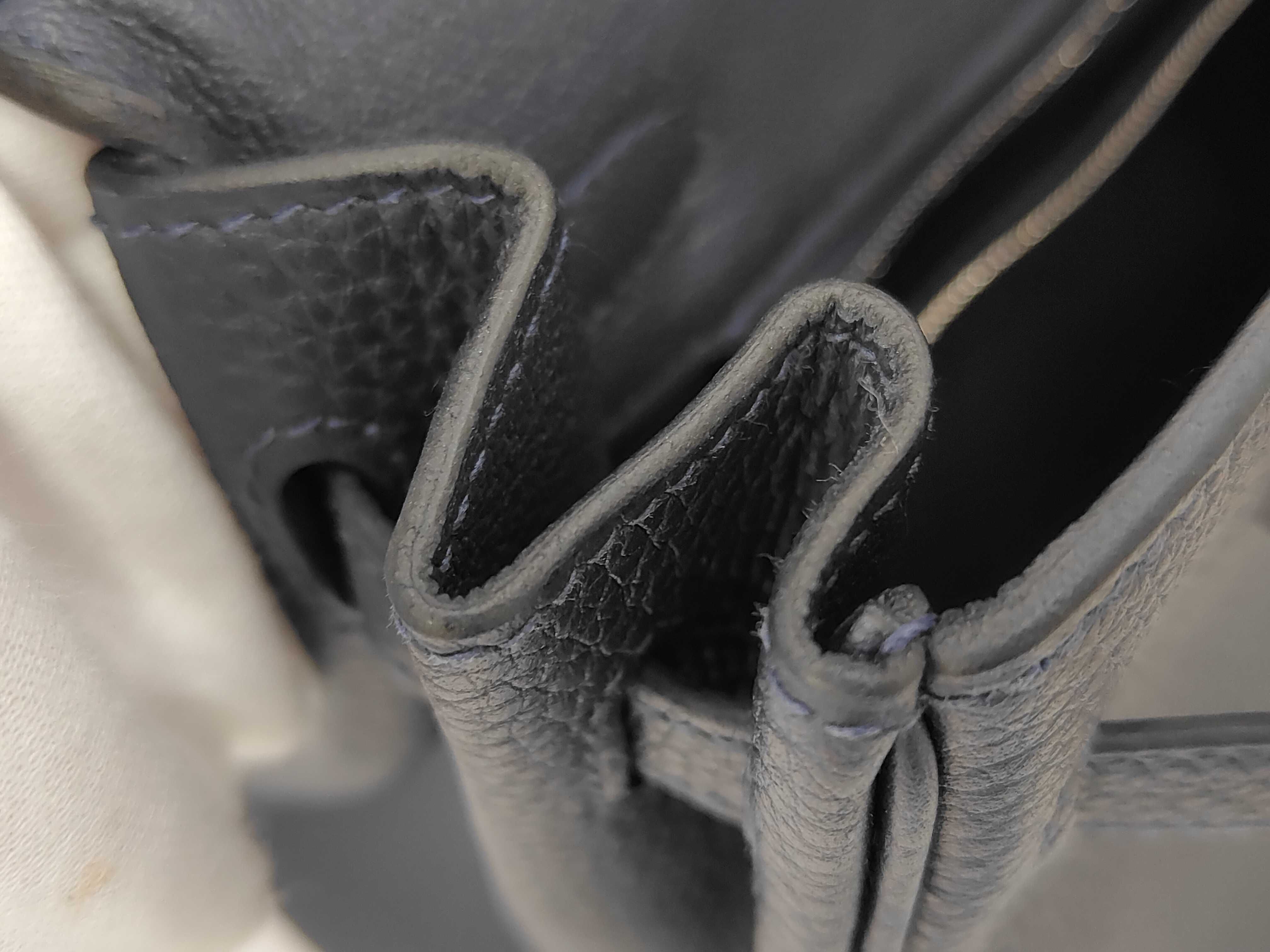 Birkin 25 Togo Blue Nuit SV Hardware G Engraved Handbag — view 12