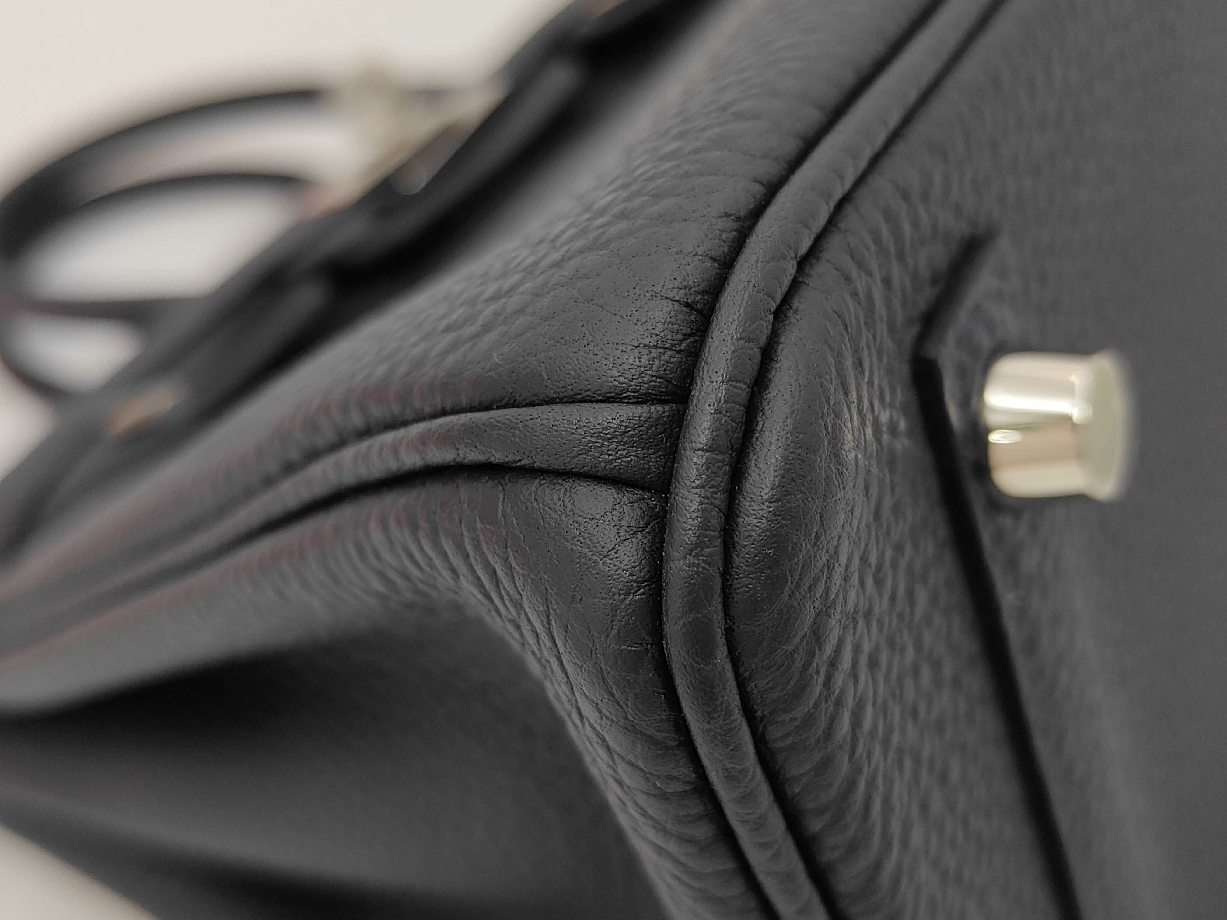 Birkin 25 Togo Blue Nuit SV Hardware G Engraved Handbag — view 3