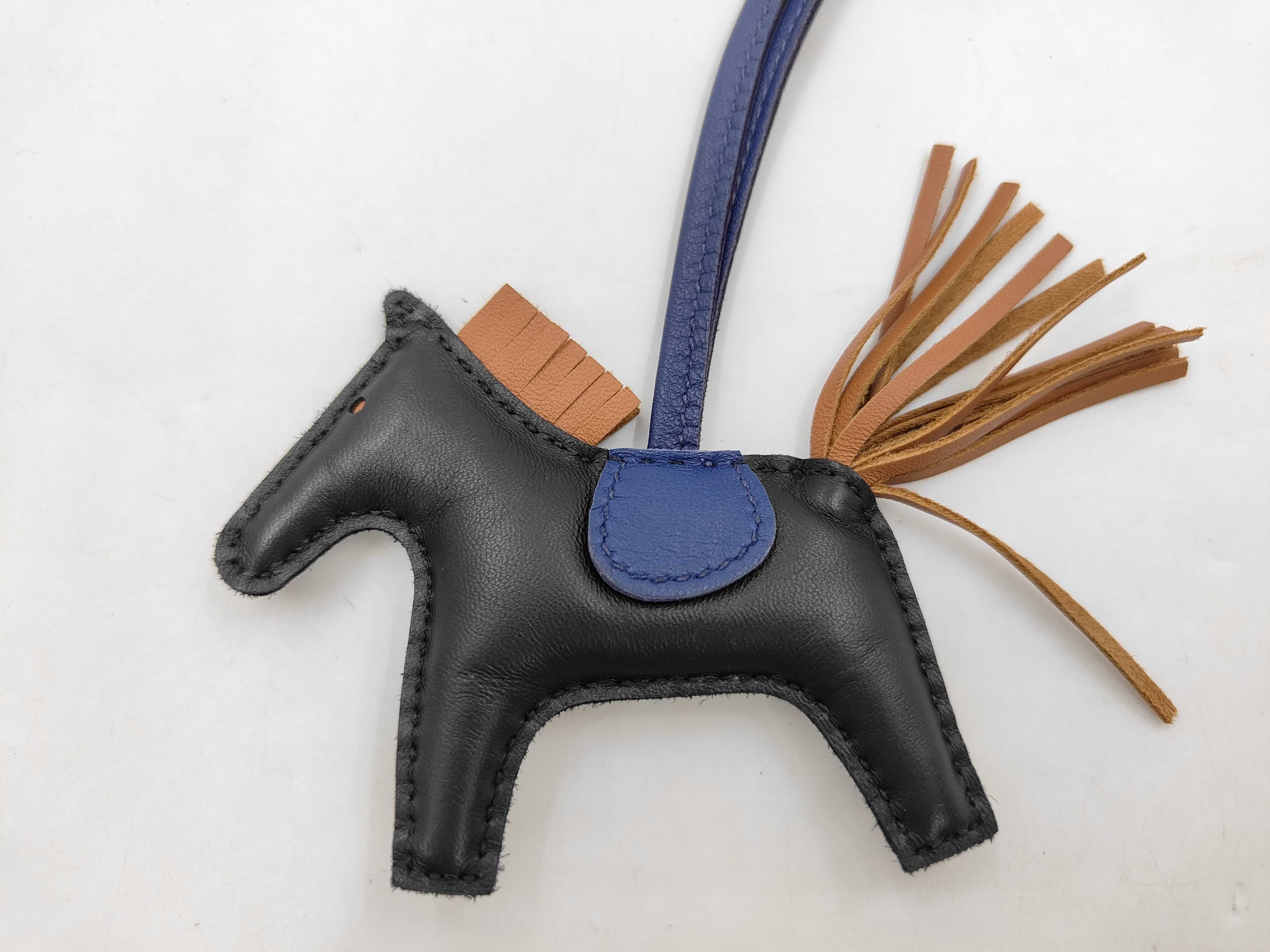 Rodeo Charm PM C Stamp Blue x Black Charm — view 3