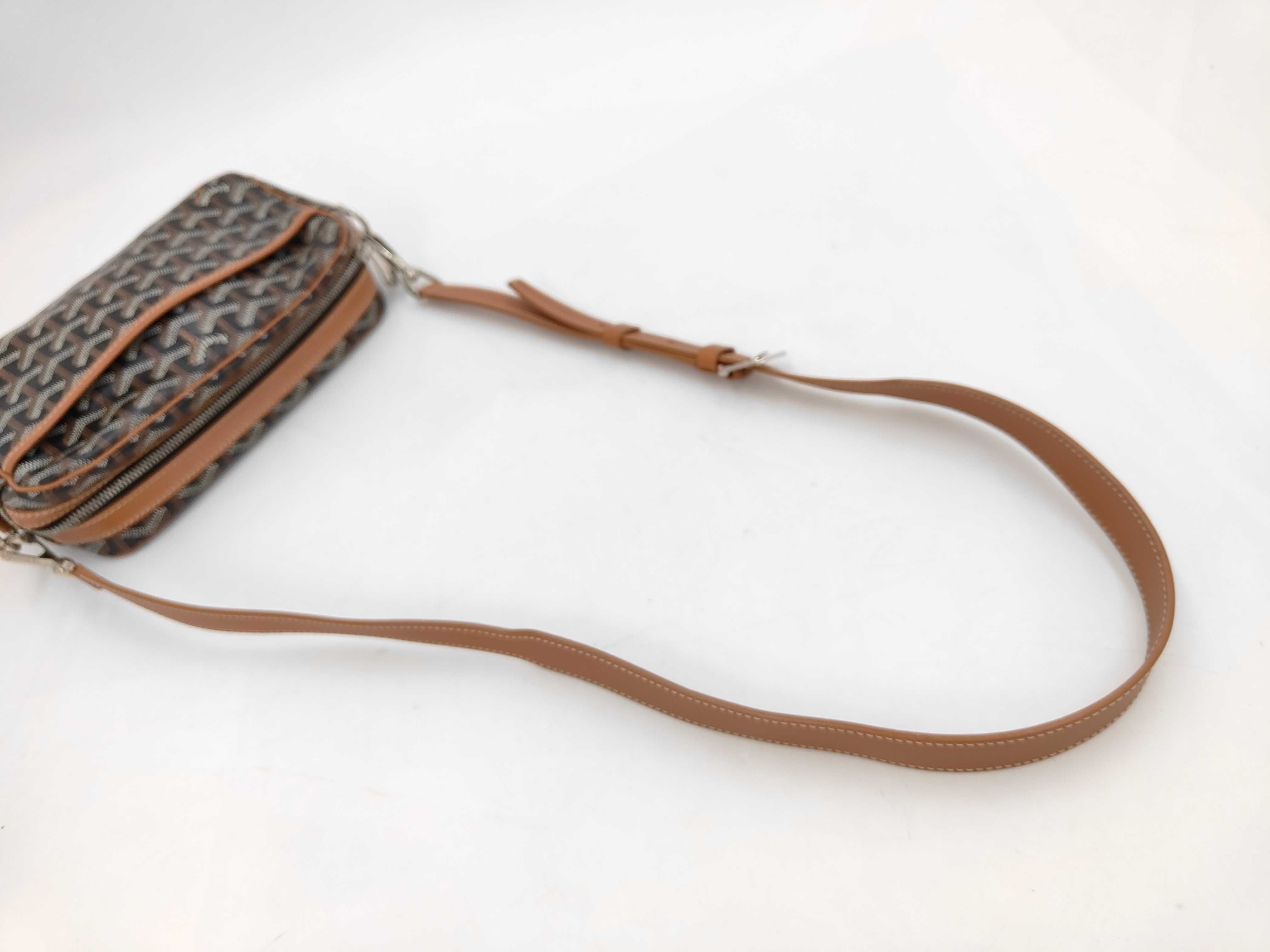 camera shoulder bag — view 4