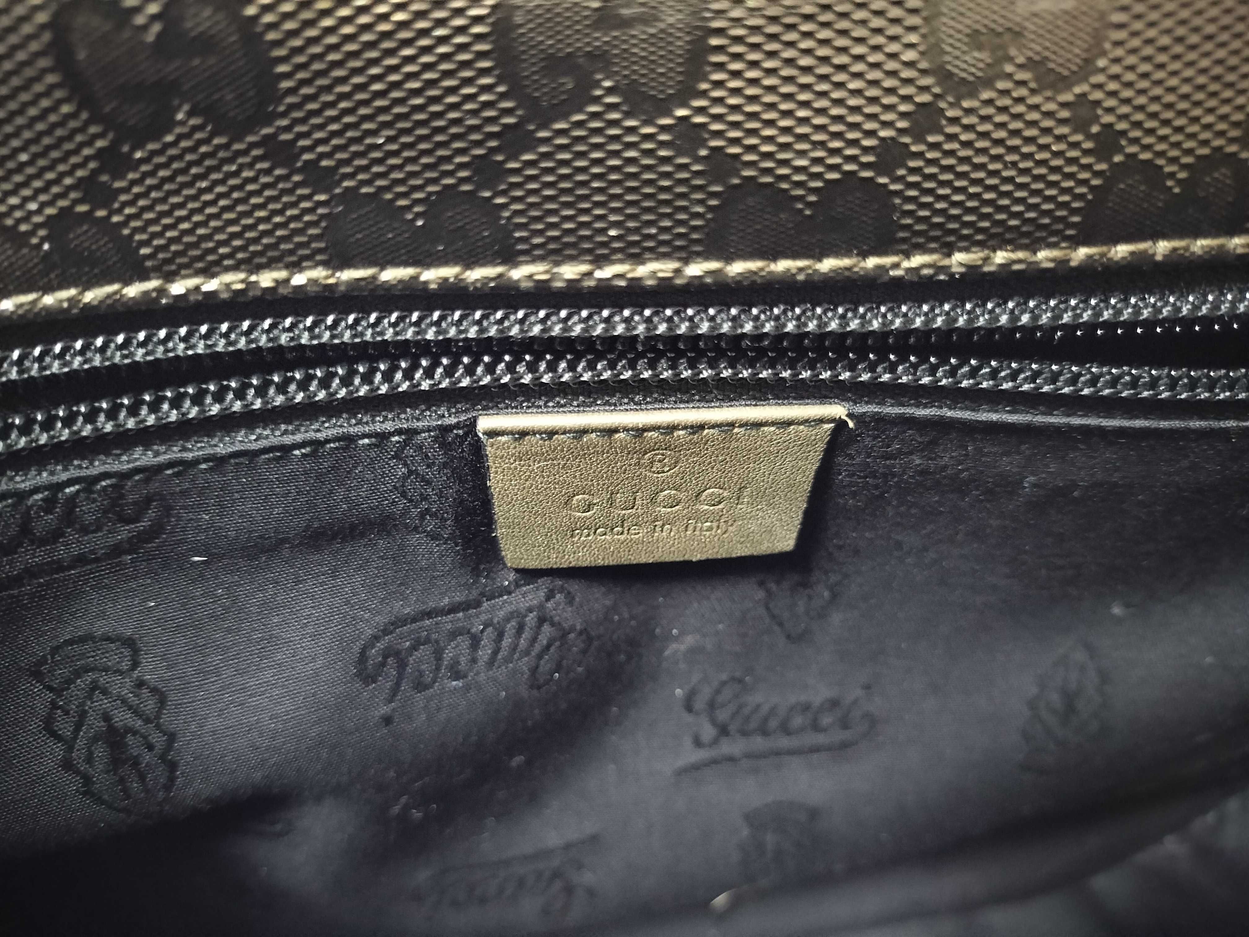 GG Messenger Bag Metallic Shoulder Bag — view 13