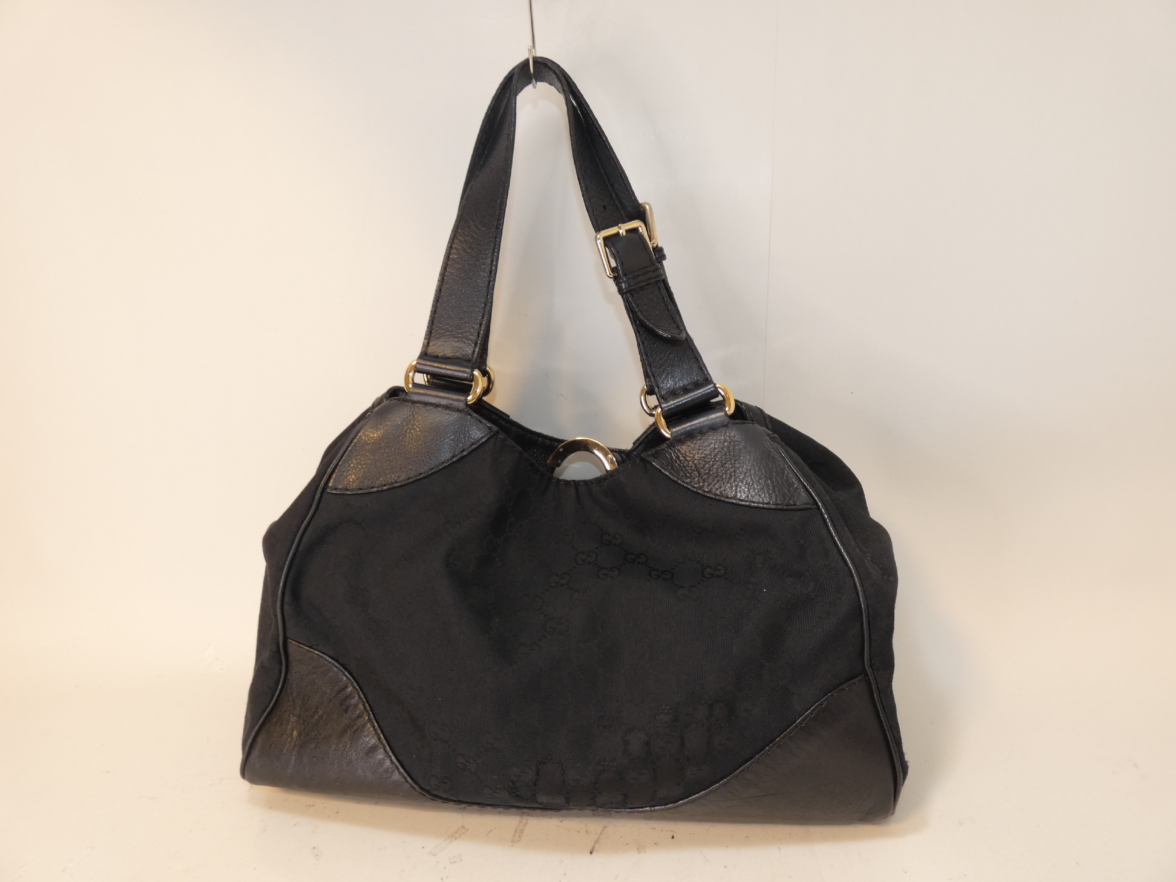 GG canvas leather tote handbag with gold hardware, black. — view 2