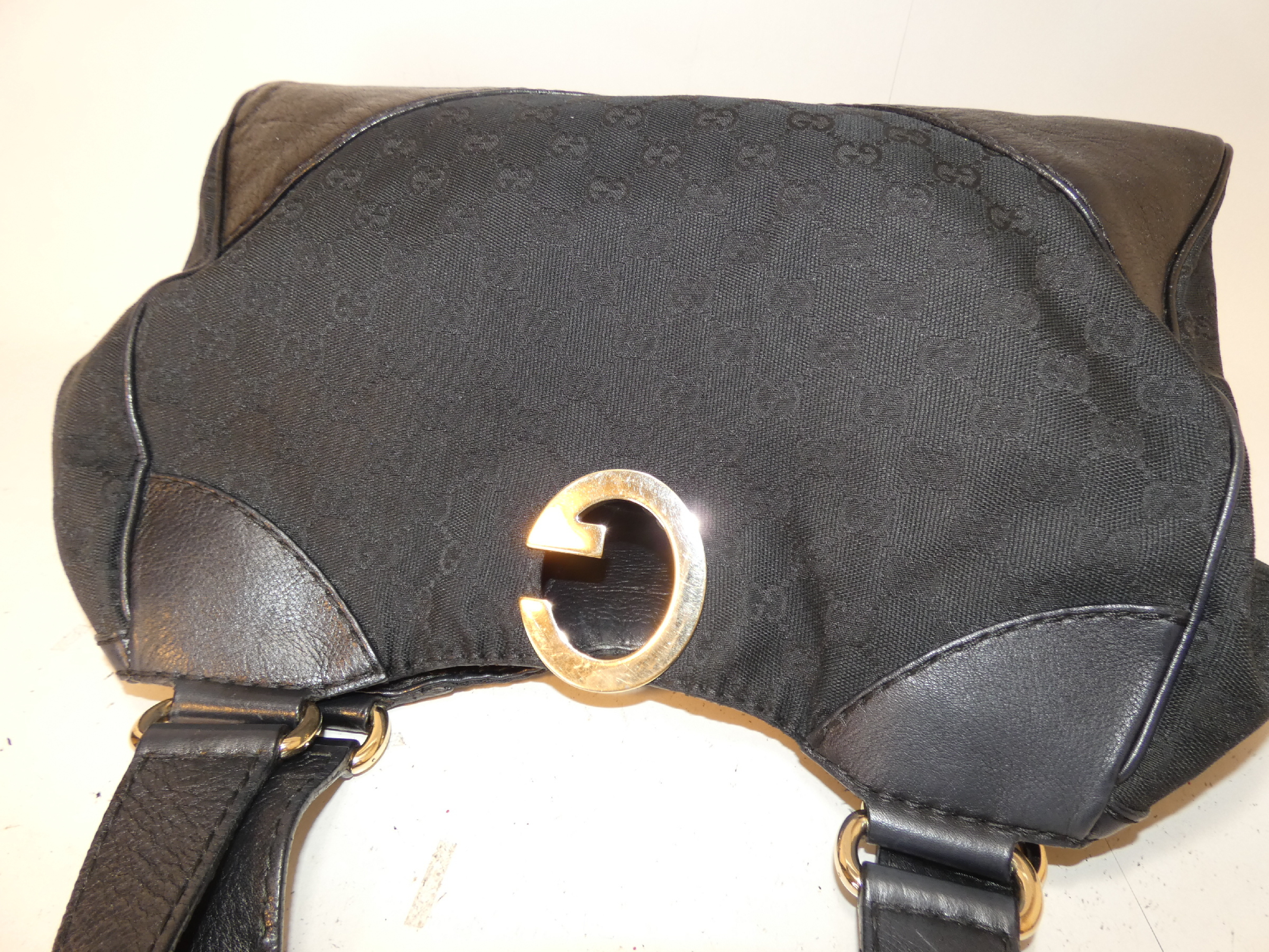 GG canvas leather tote handbag with gold hardware, black. — view 3