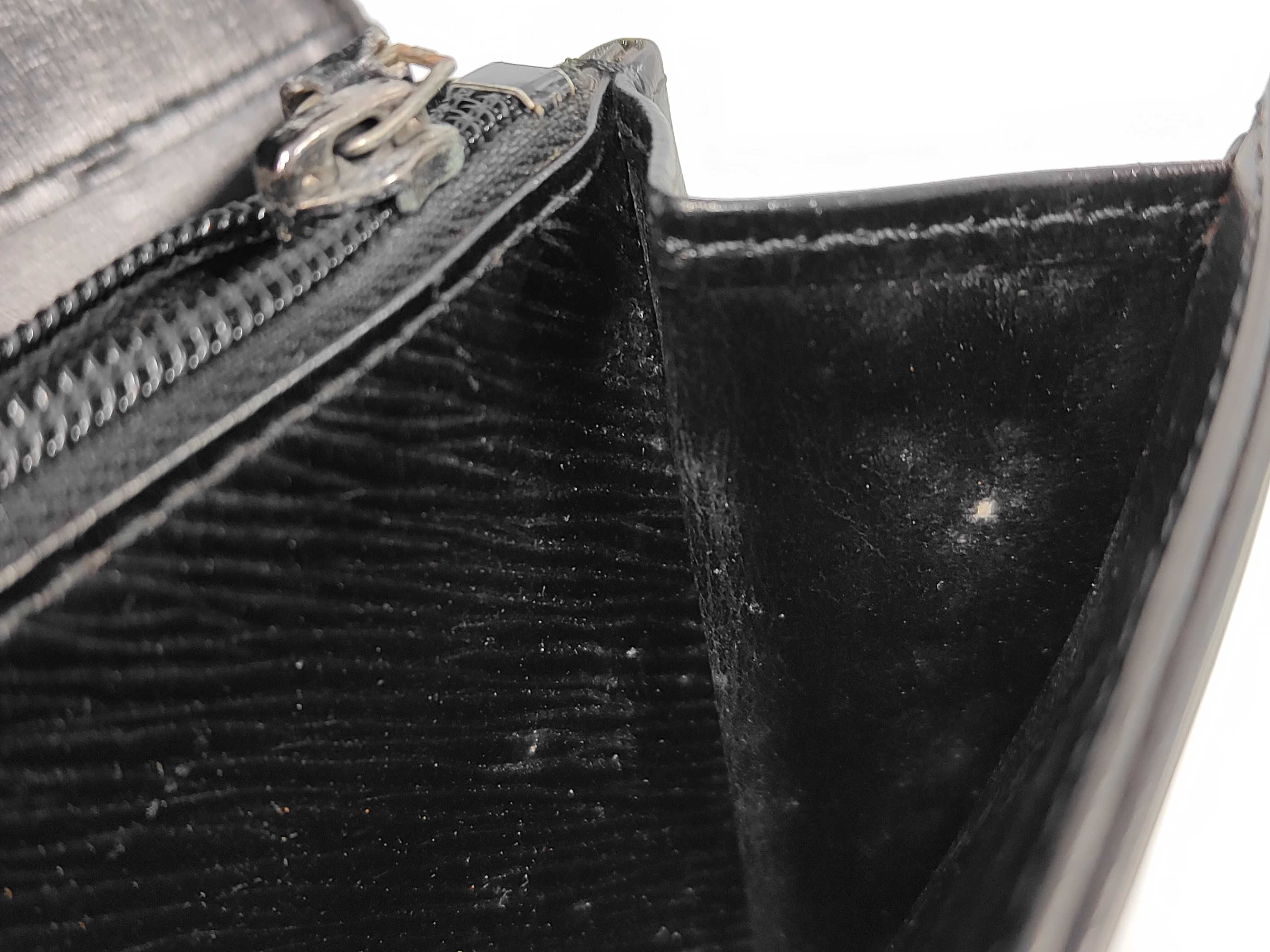 Opera Line Aegean Black M63962 MI0901 Louis Vuitton Clutch Bag — view 9
