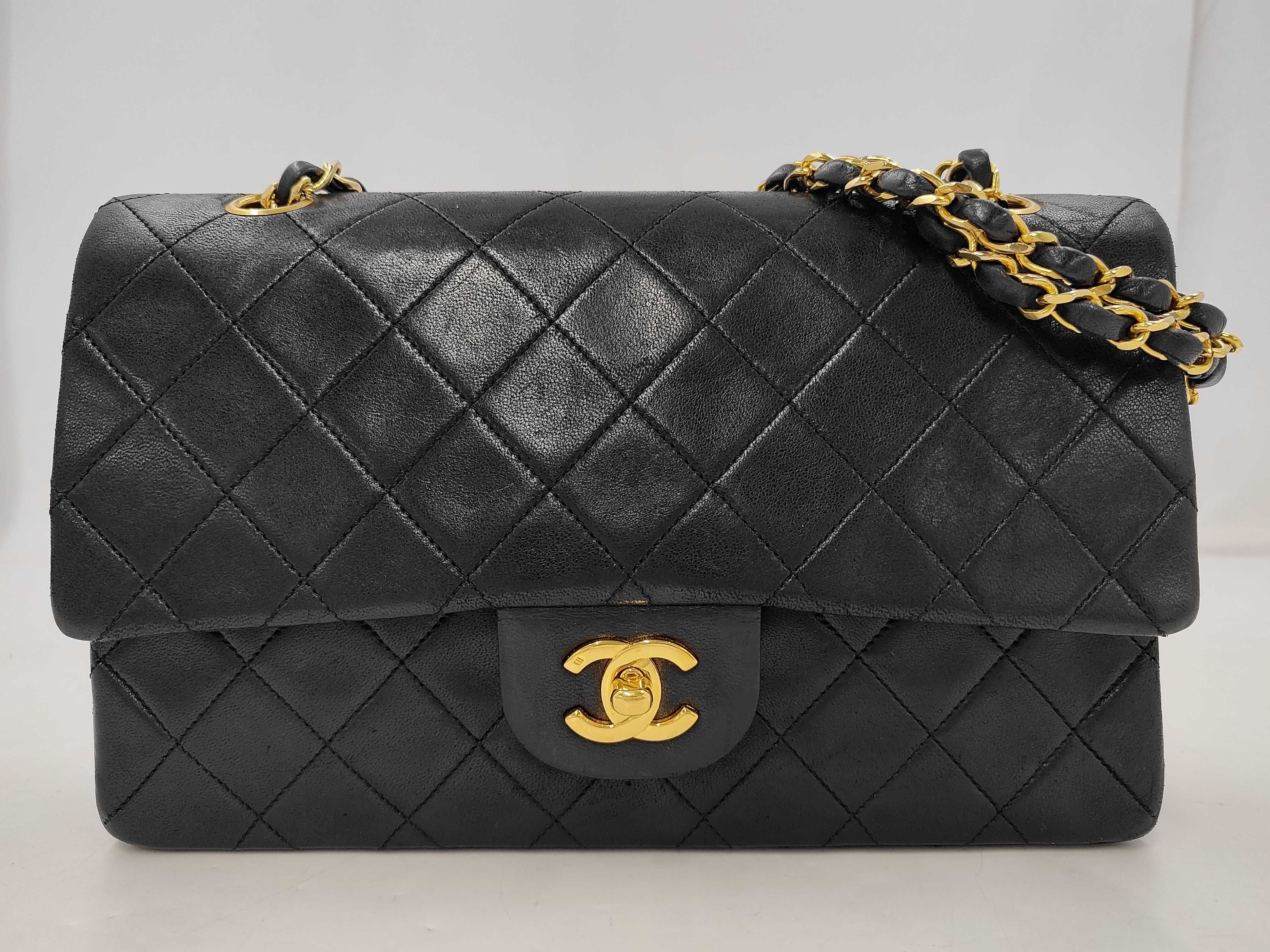 Matelassé 25 Lambskin Double Flap Double Chain Shoulder Bag