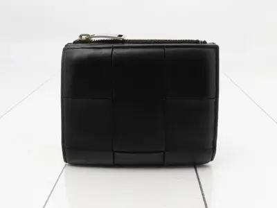 Maxi Intrecciato Cassette Leather Compact Wallet