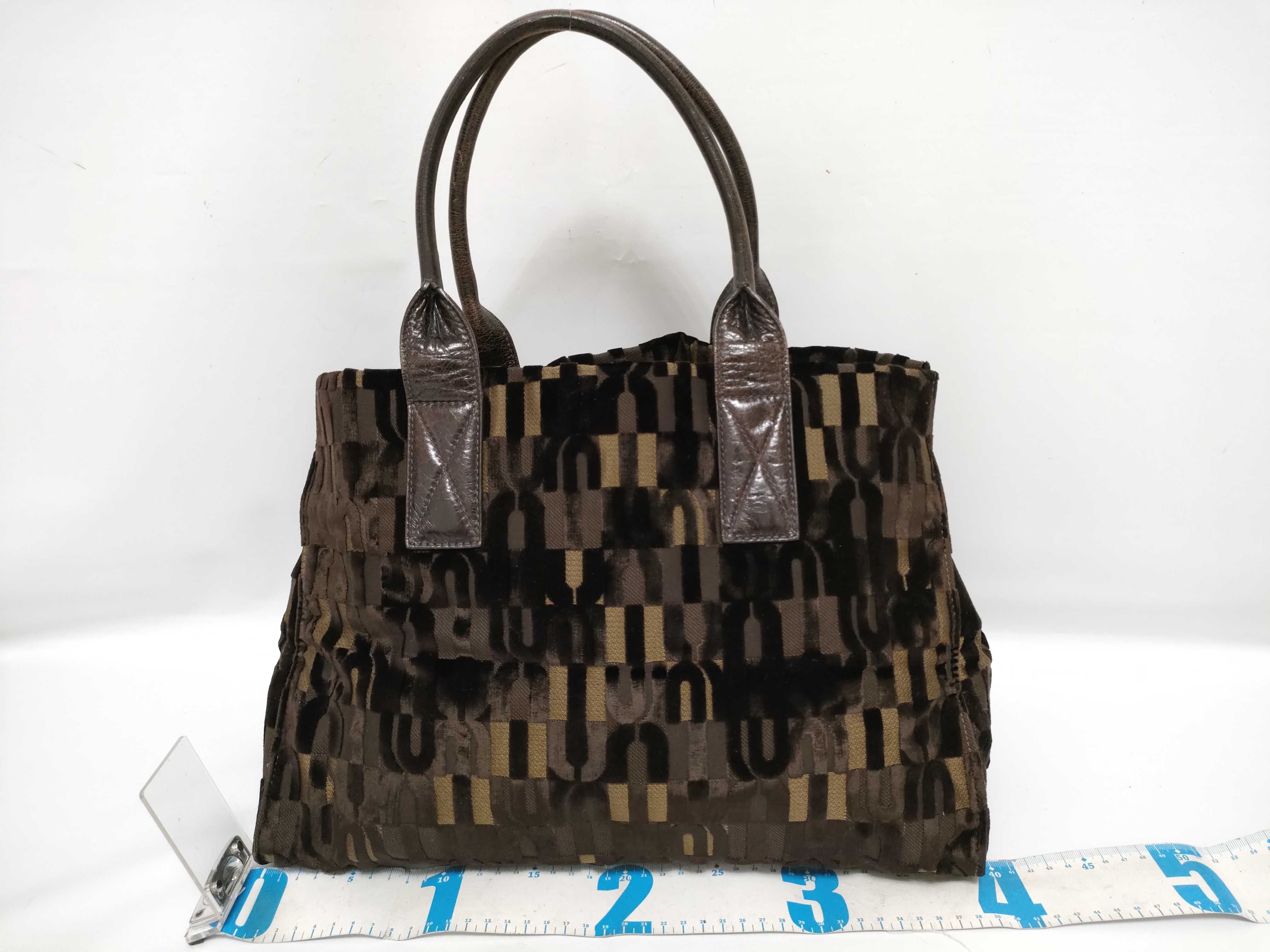 handbag — view 2