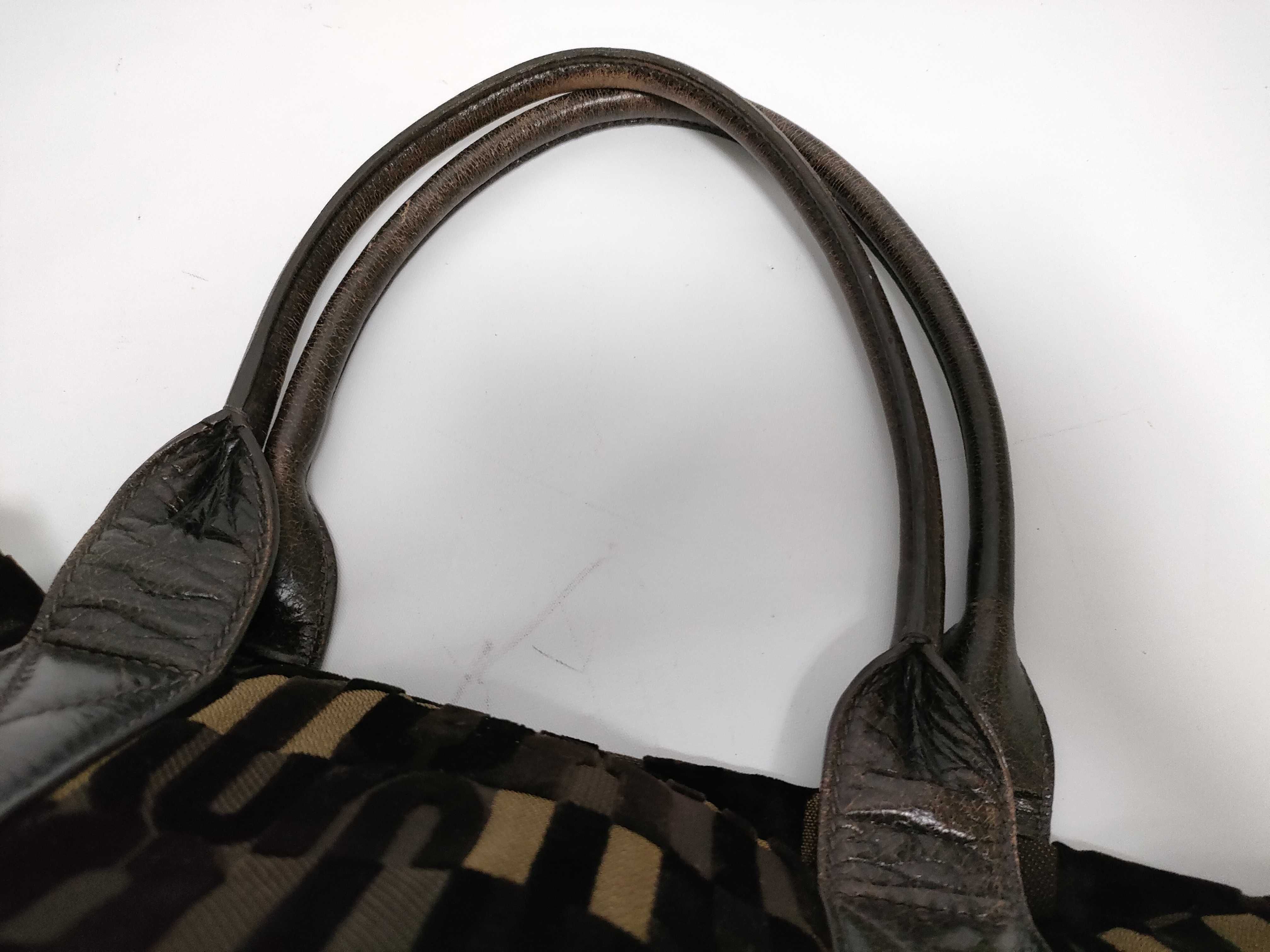 handbag — view 3