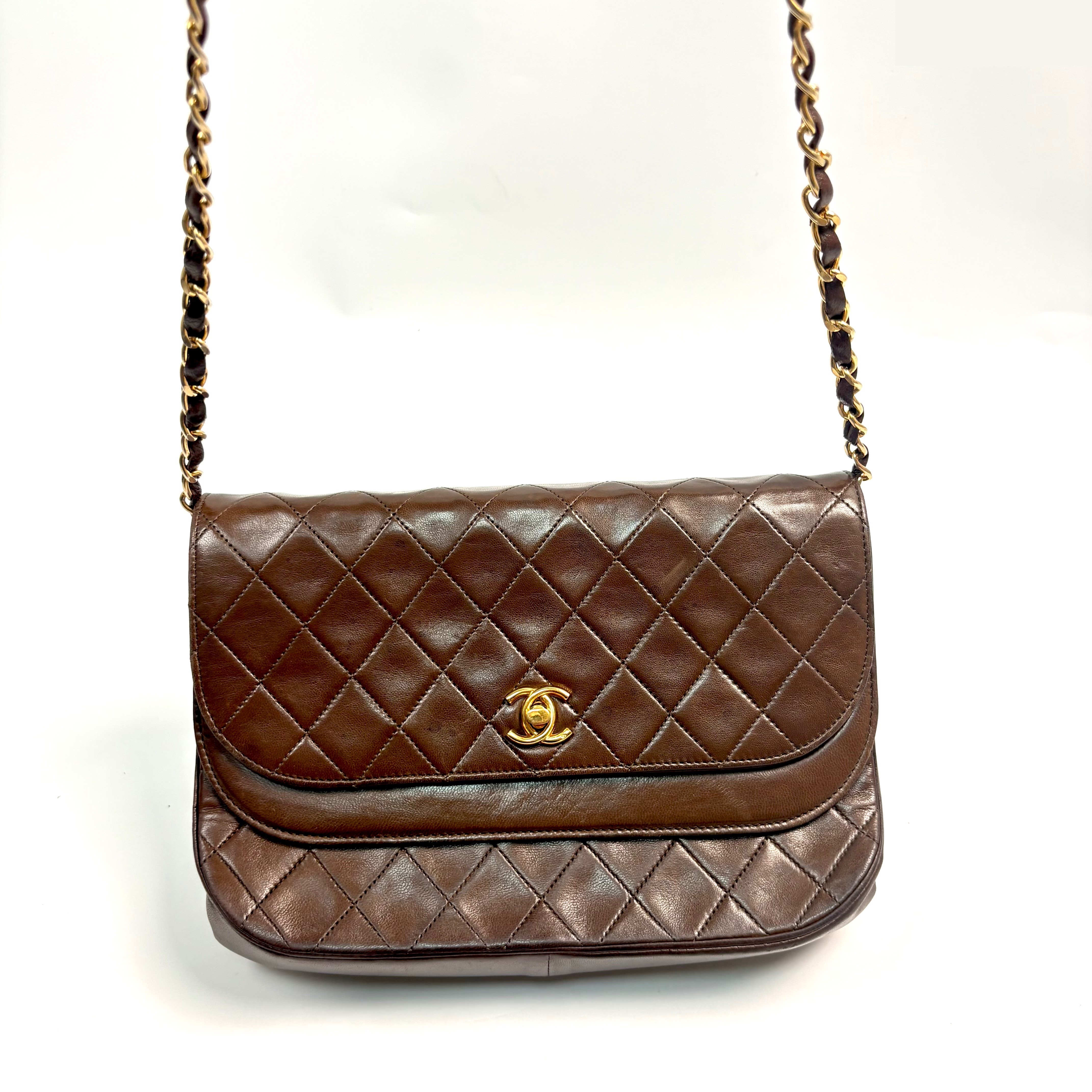 Matelassé double flap brown (bag) - shoulder bag — view 2