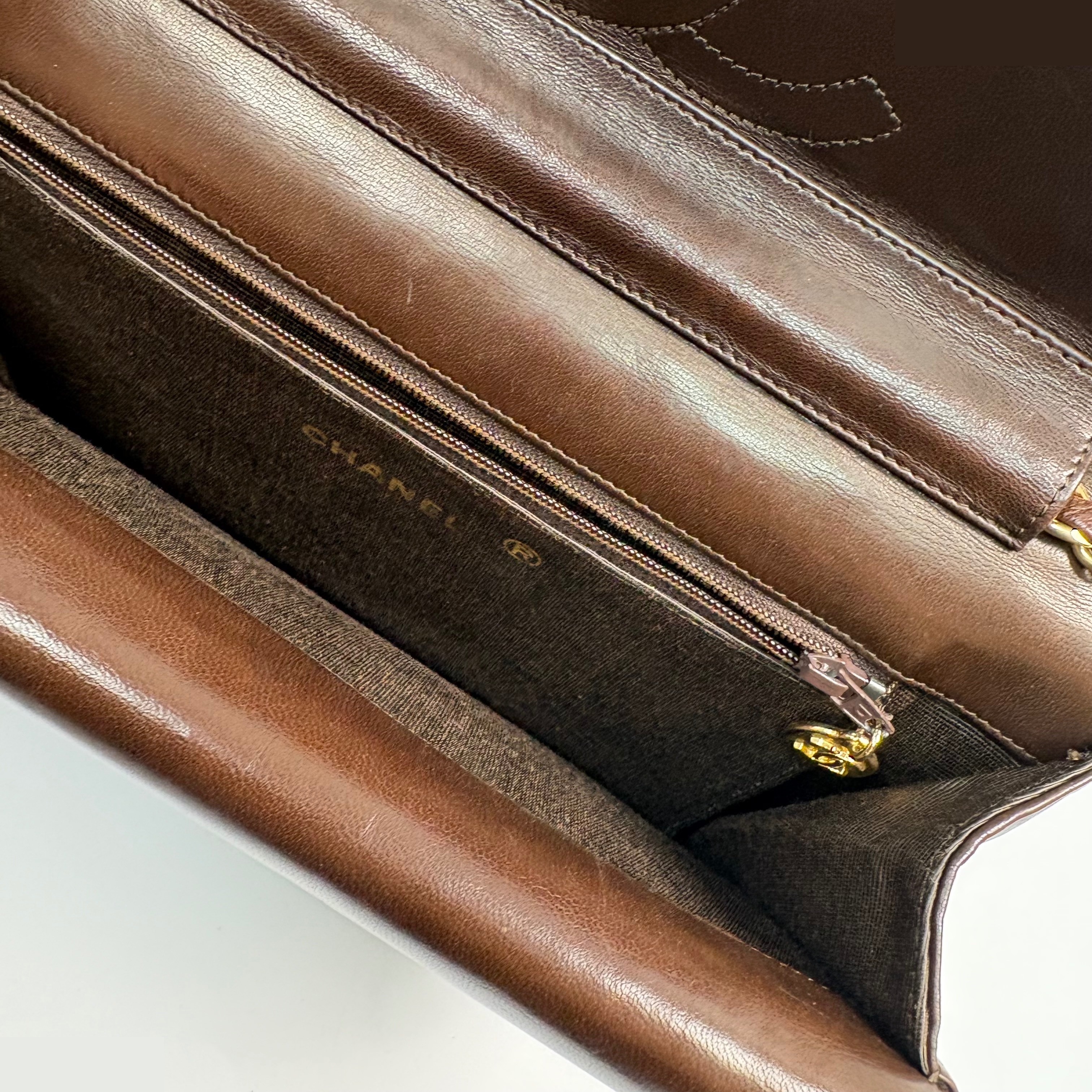 Matelassé double flap brown (bag) - shoulder bag — view 8