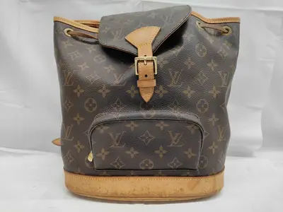 LV Montsouris MM M51136 Monogram Backpack