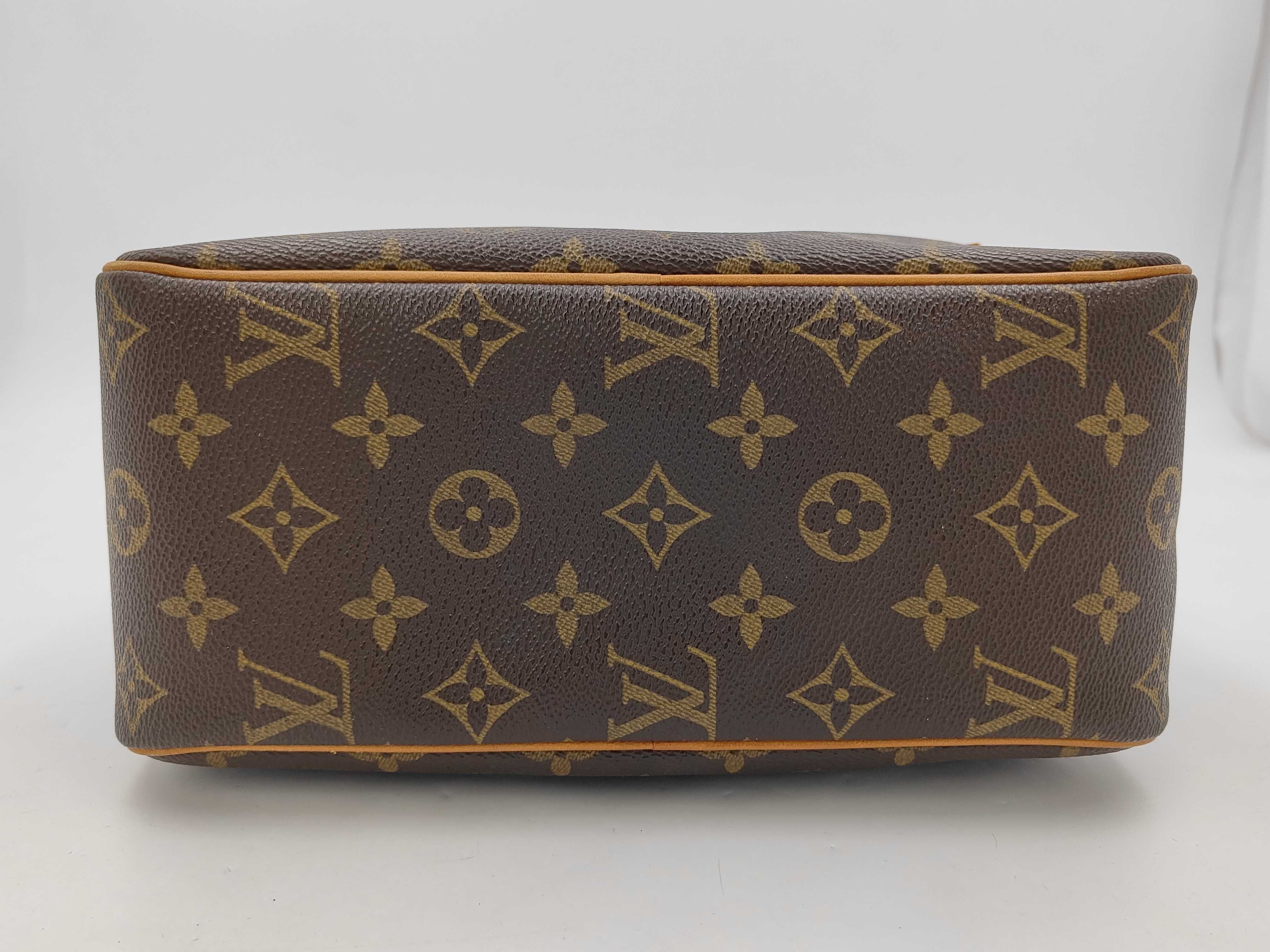 Monogram Louis Vuitton Cite MM Shoulder Bag — view 7